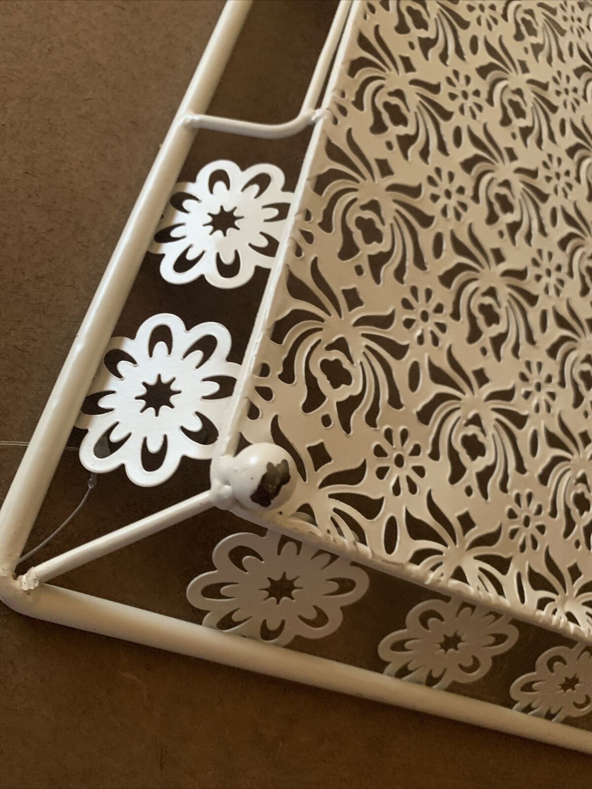 New SERVING TRAY ALSAIF CENTRE 49cm Off White Metal Laser Cut Rectangle Handles