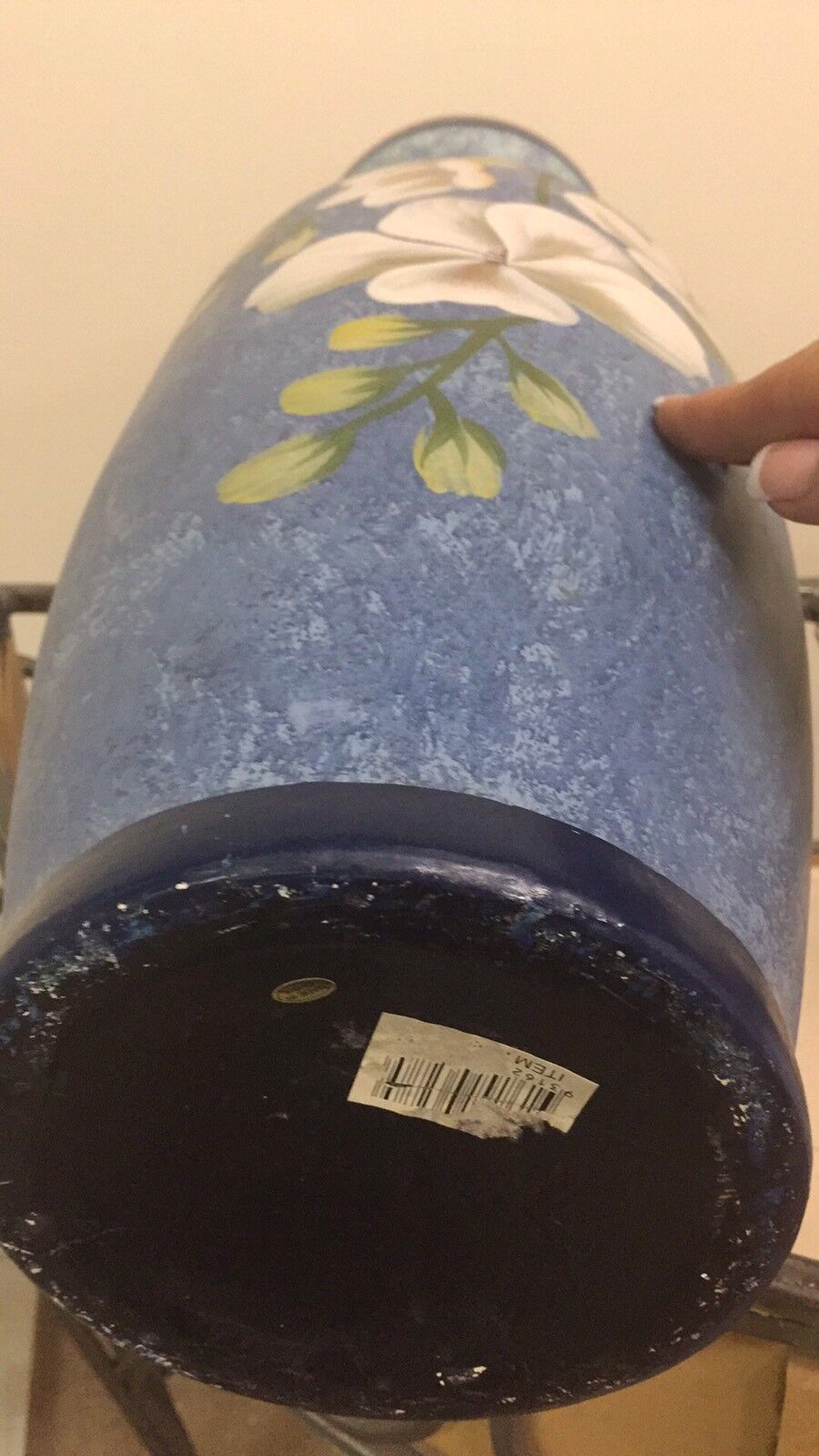 1980s Magnolias Hand Painted 61cm URN Vase Sponged Paint Finish Floral Display