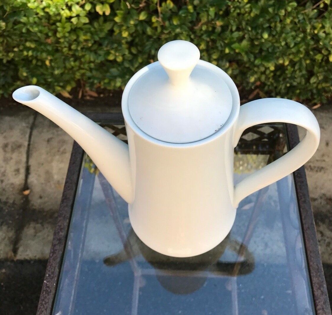 VIntage MIKASA Coffee Pot CLASSIC WHITE High Tea Classic Elegance  Like New