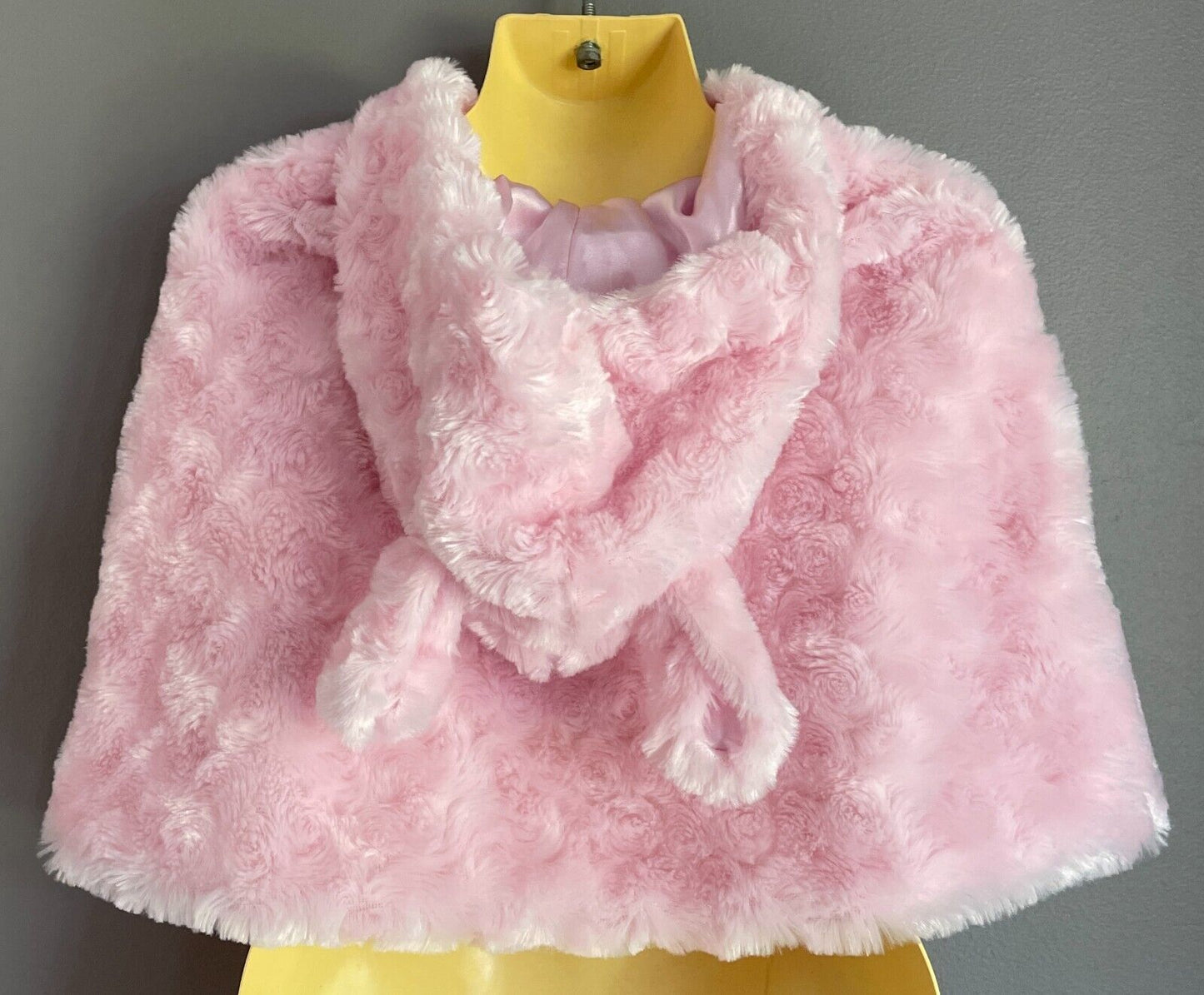 PETER RABBIT  Cape With Hoody & Ears Pink Soft Faux Fur Button Front Size 0