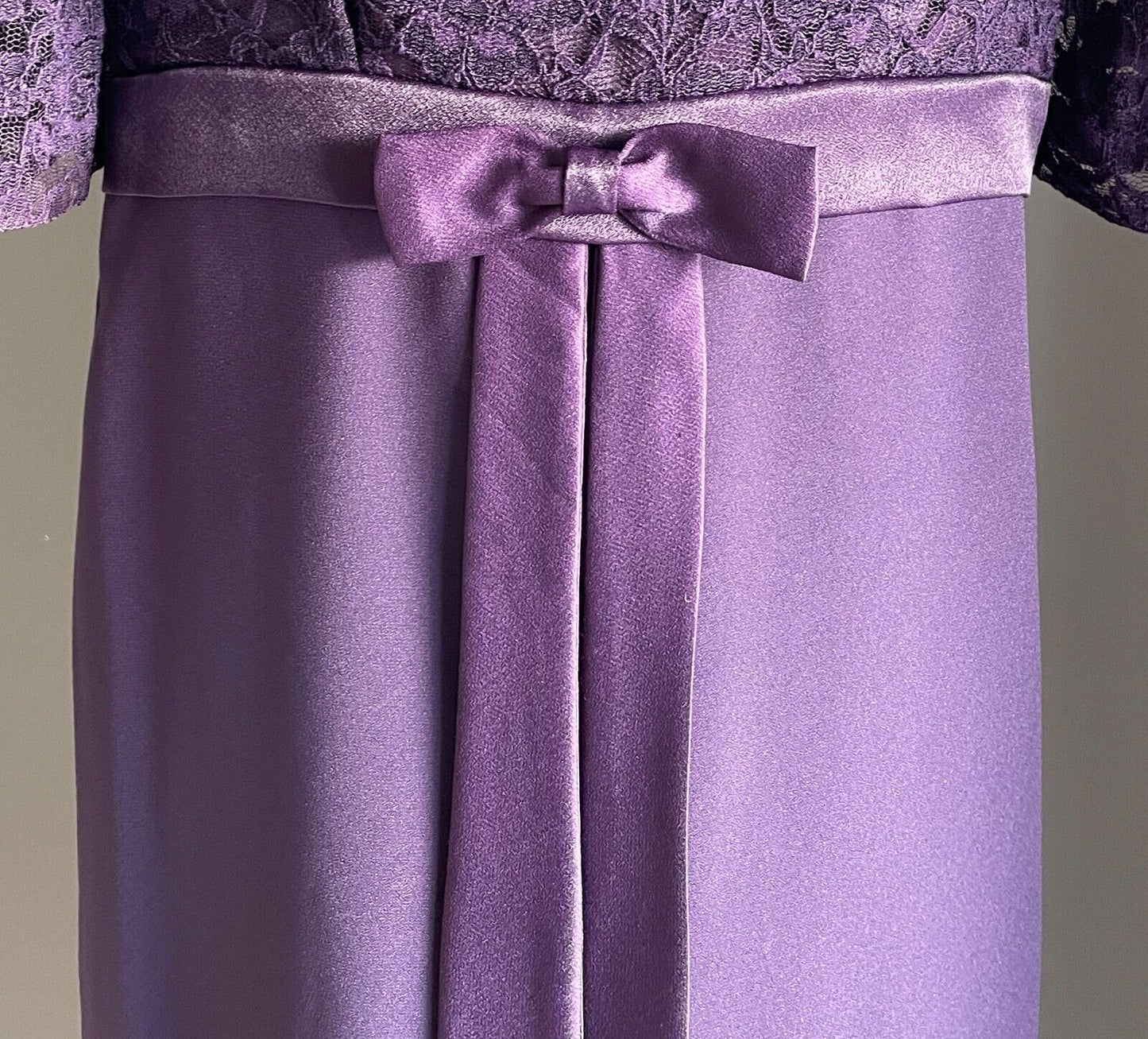 Teen Girl Long Formal Purple A-Line Midi Gown Short Sleeve Lace Bodice 16 Years