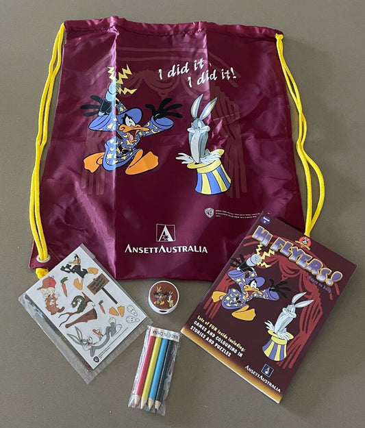 New Vintage ANSETT AUSTRALIA Kids Back Pack Activity Pack Warner Bros Theme