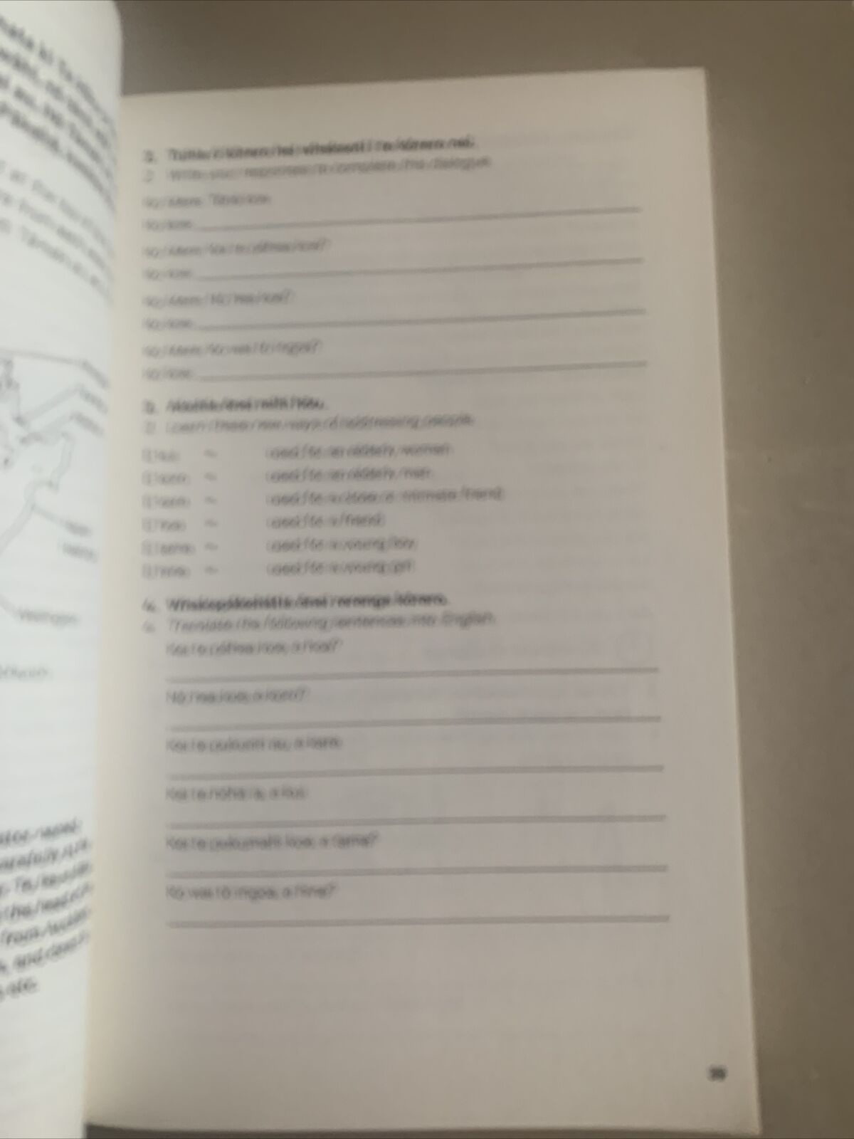 MĀORI MADE EASY For Everyday Learners of the MAORI LANGUAGE Scotty Morrison 2015
