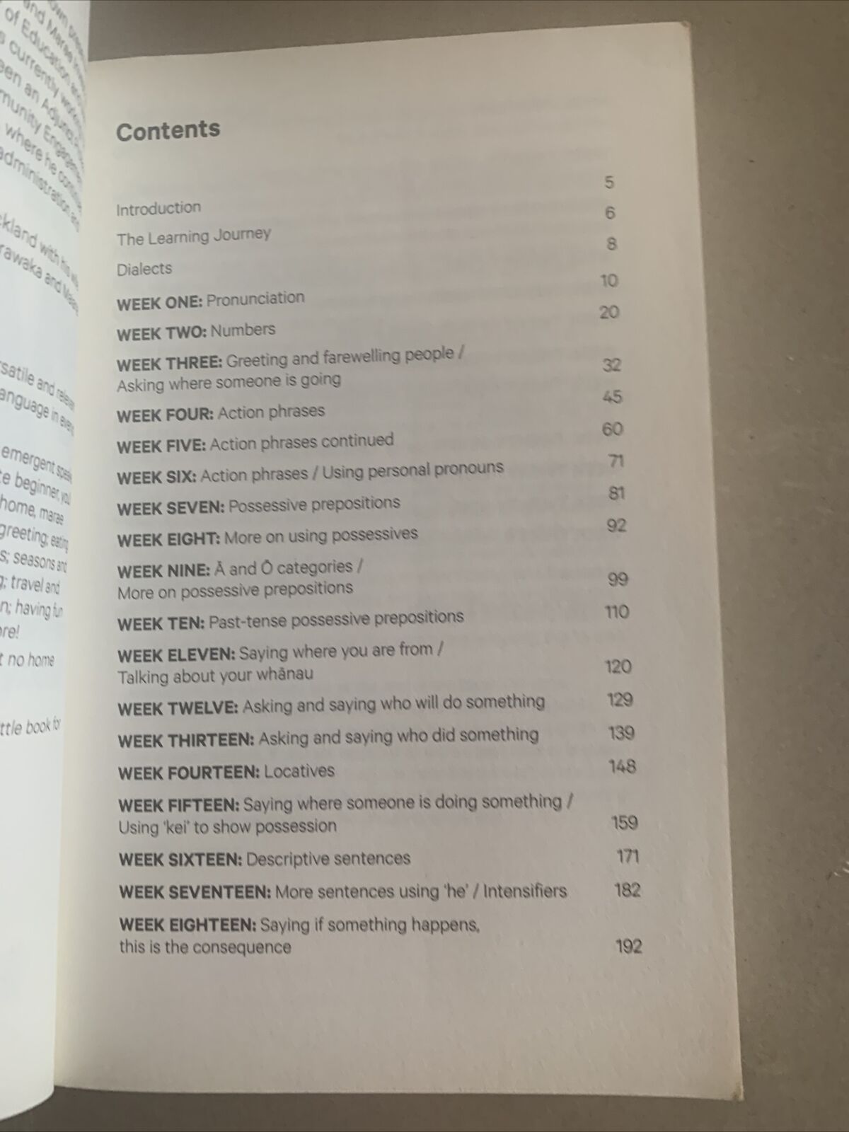 MĀORI MADE EASY For Everyday Learners of the MAORI LANGUAGE Scotty Morrison 2015