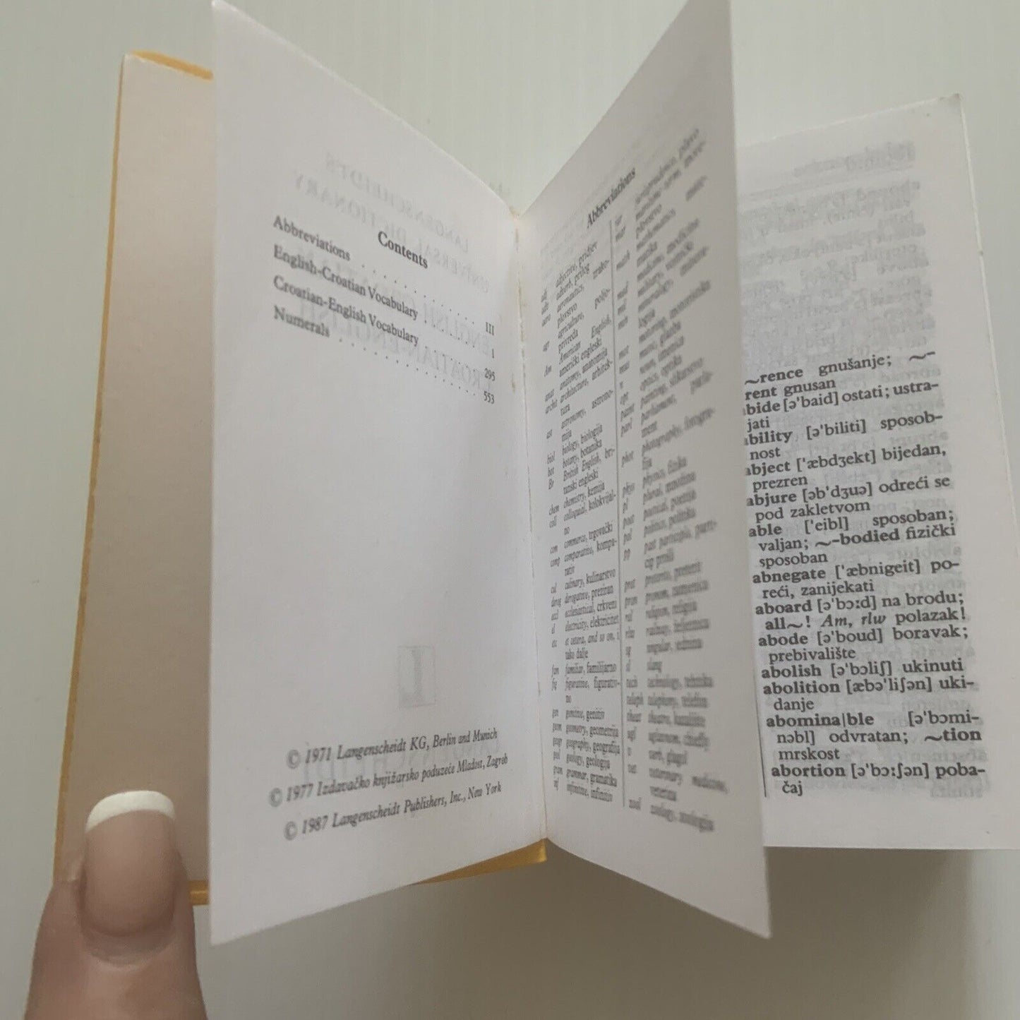 Langenscheidts Universal Dictionary Croatian English English Croatian Pocketbook