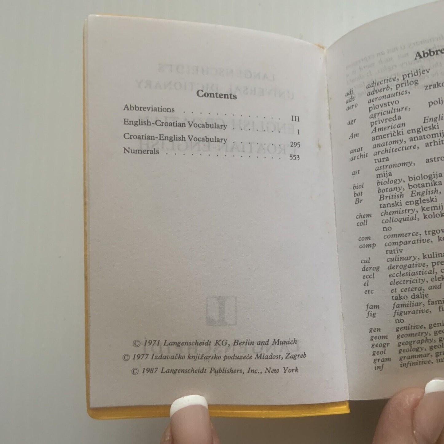 Langenscheidts Universal Dictionary Croatian English English Croatian Pocketbook