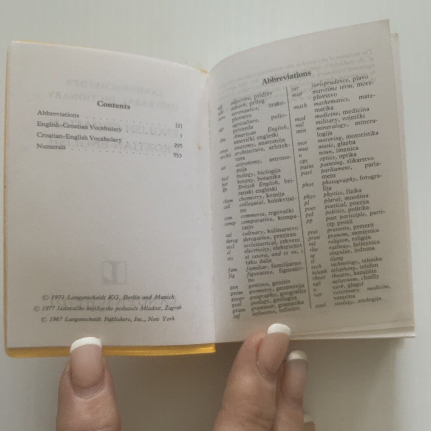 Langenscheidts Universal Dictionary Croatian English English Croatian Pocketbook