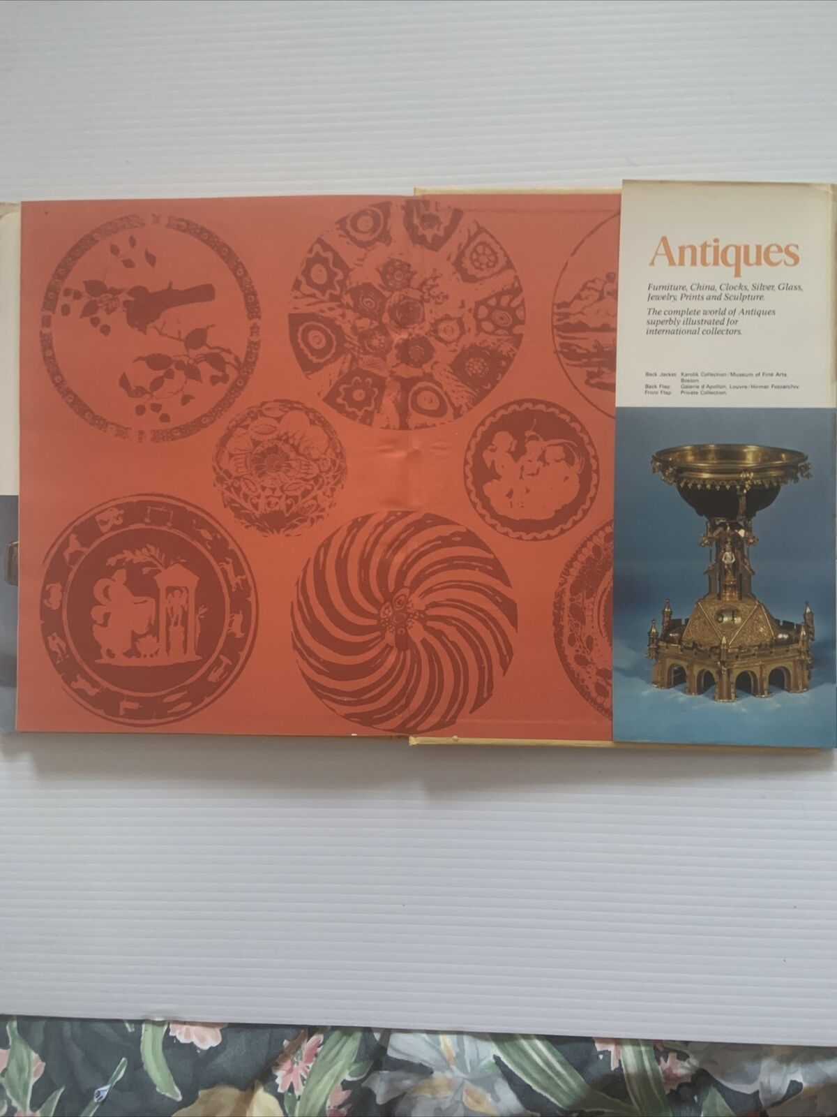 ANTIQUES A POPULAR GUIDE TO ANTIQUES FOR EVERYONE By Peter Philp HC DJ
