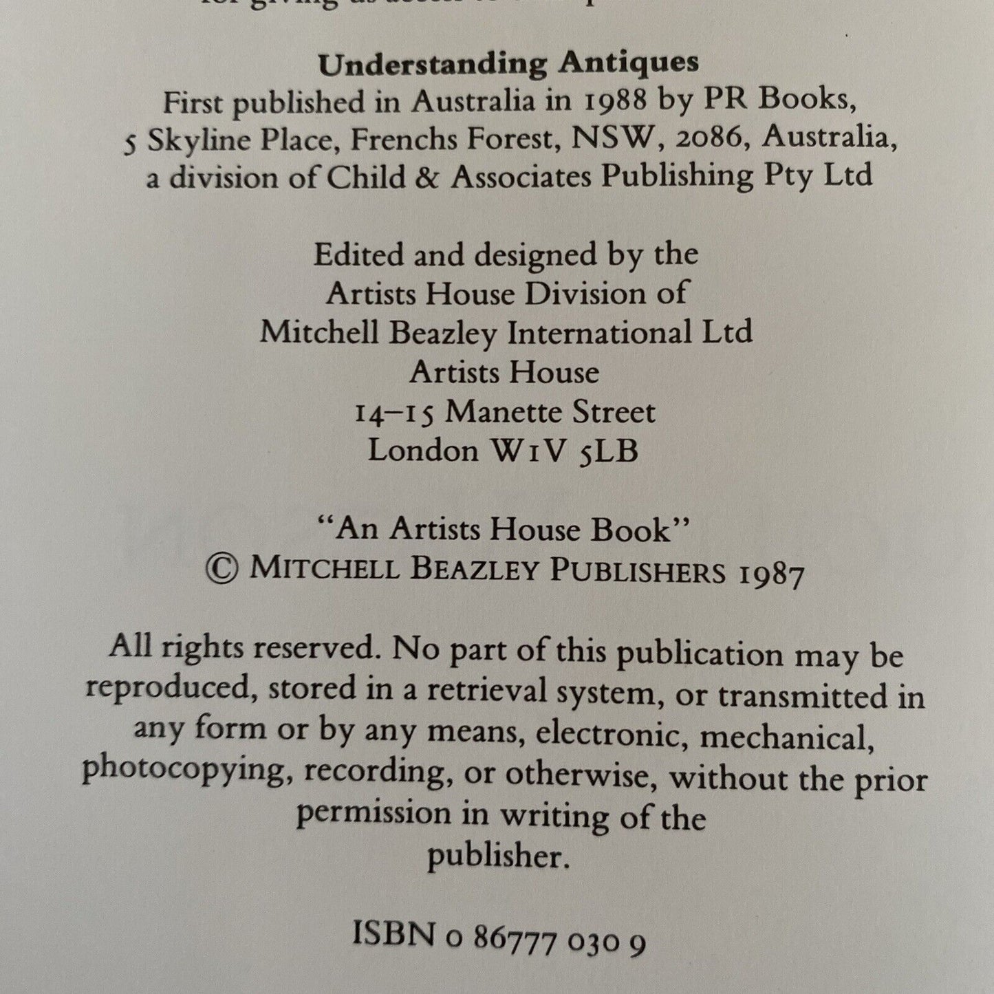 UNDERSTANDING ANTIQUES A Beginners Guide to the World of Antiques Lucilla Watson