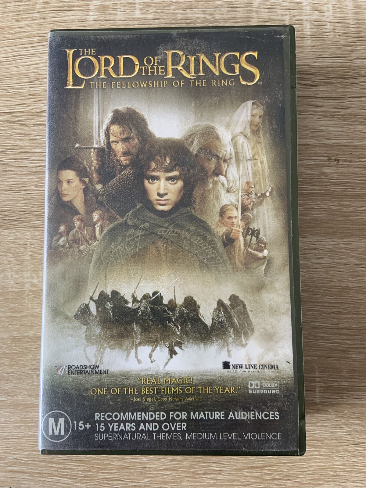 VHS FELLOWSHIP OF THE RING Lord of Rings Video tape Approx 171 Mins PAL Rated M