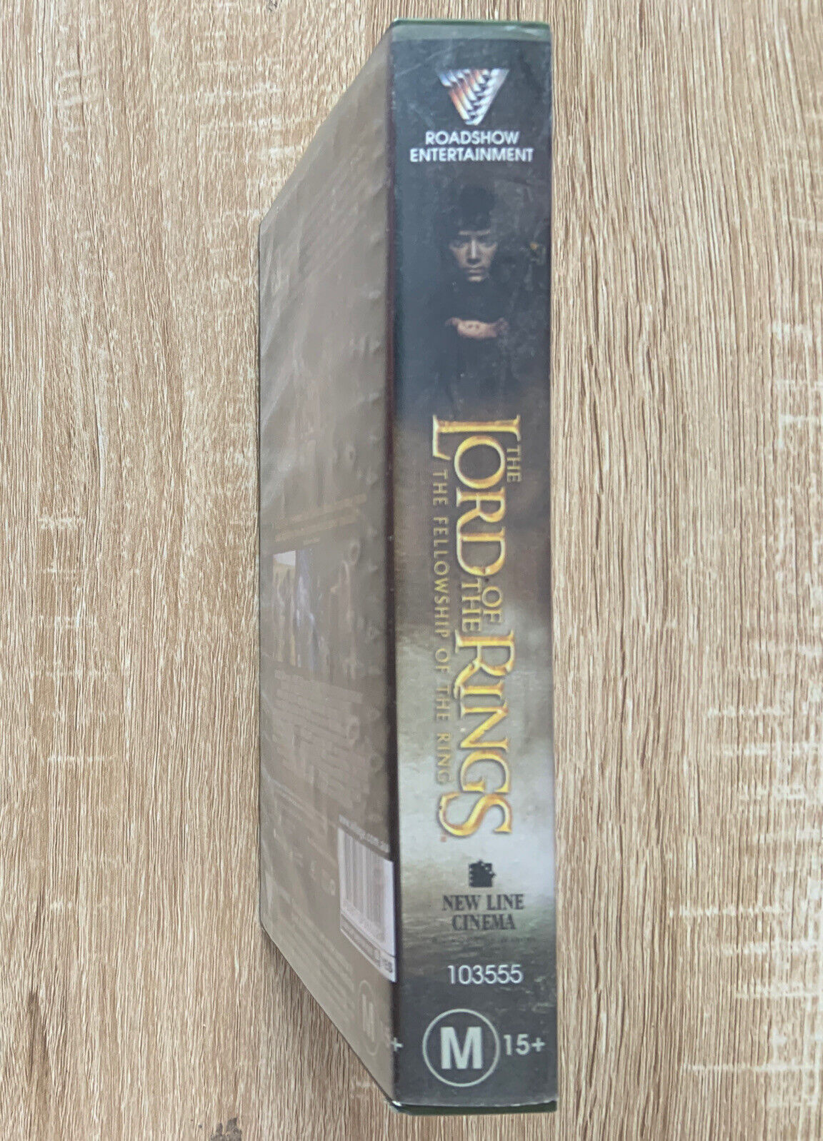 VHS FELLOWSHIP OF THE RING Lord of Rings Video tape Approx 171 Mins PAL Rated M