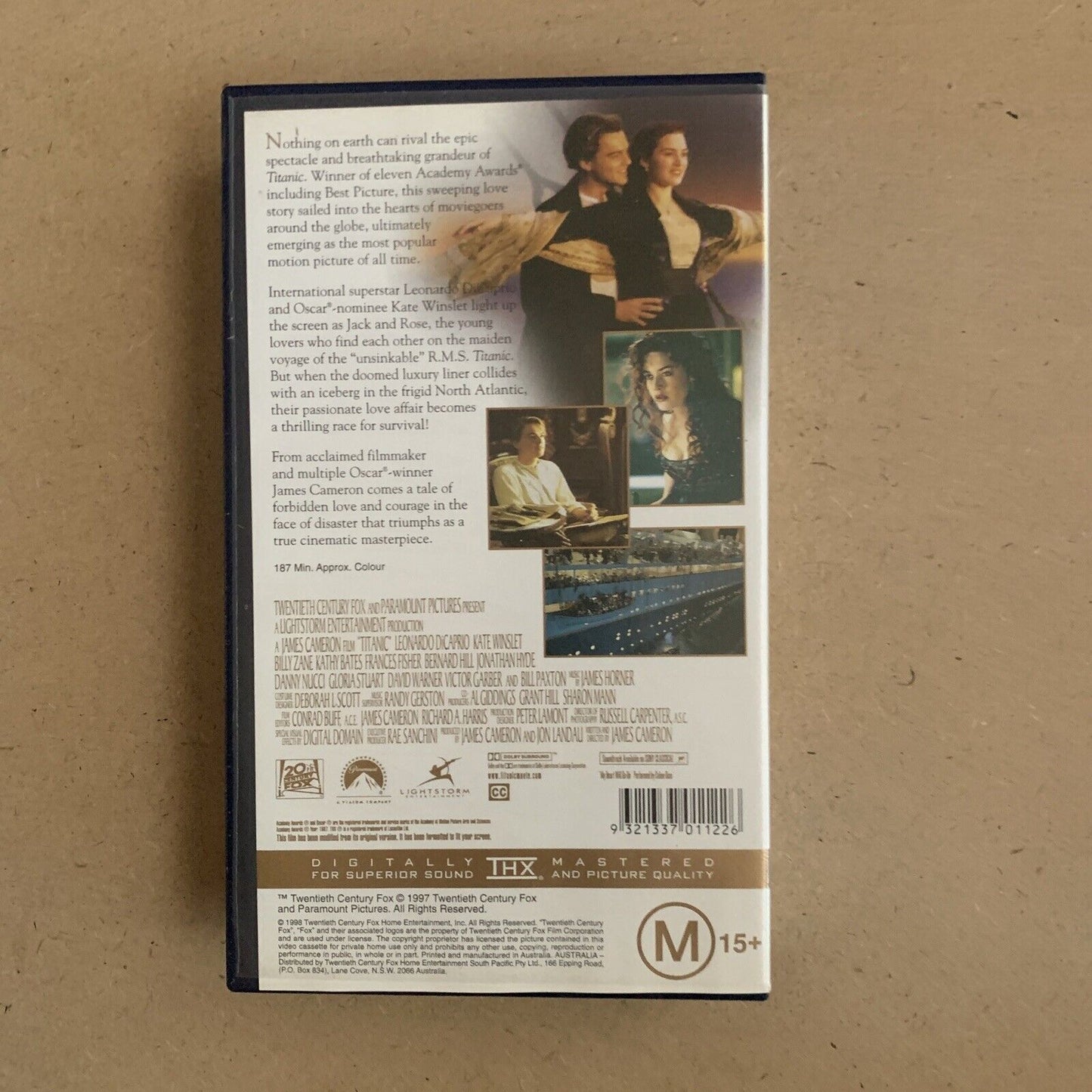 VHS TITANIC 1998 James Cameron Video Tape Cassette Hollywood DiCaprio Winslet