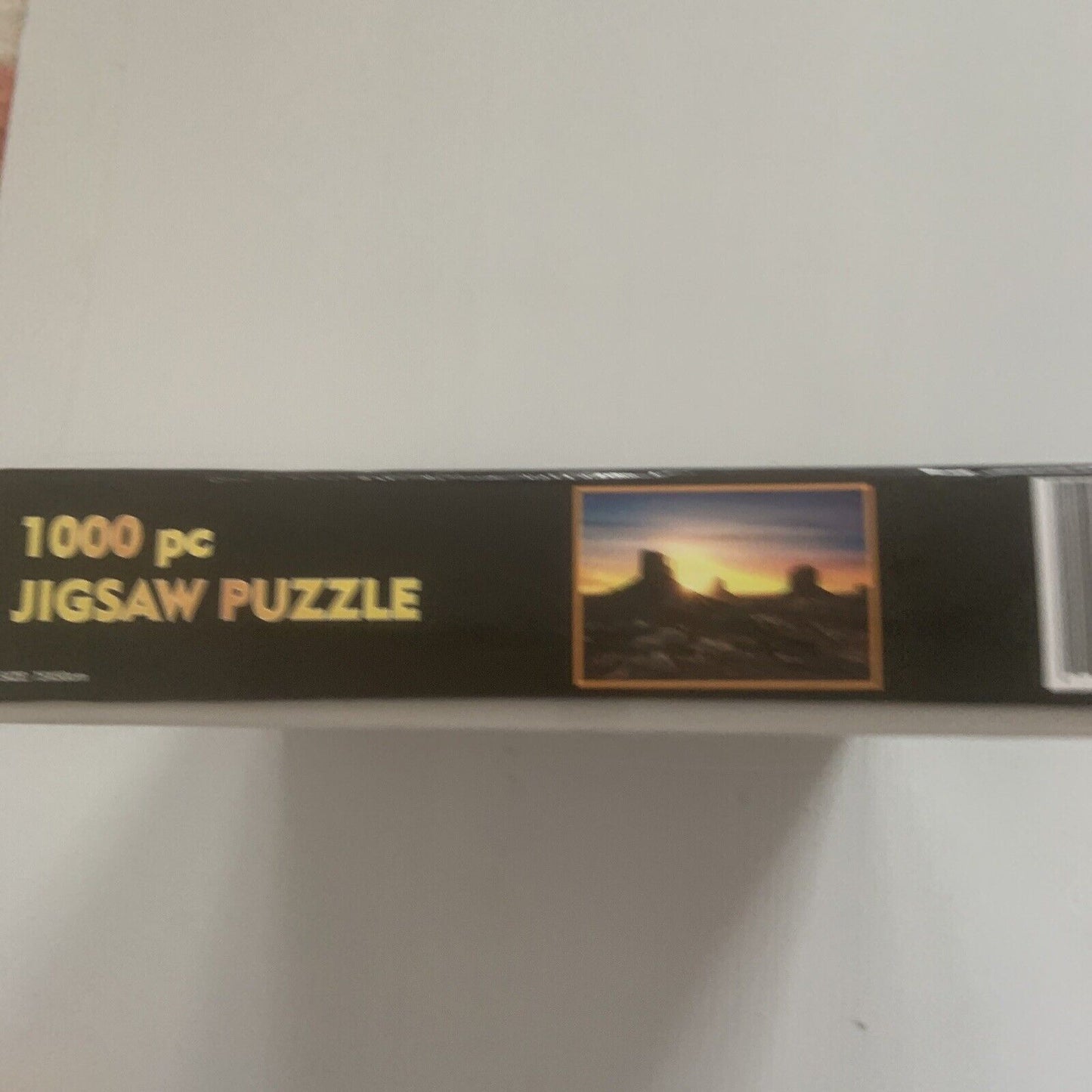 Jigsaw Puzzle MONUMENT VALLEY 1000pc Landscape Sunrise New Imported Gift Box