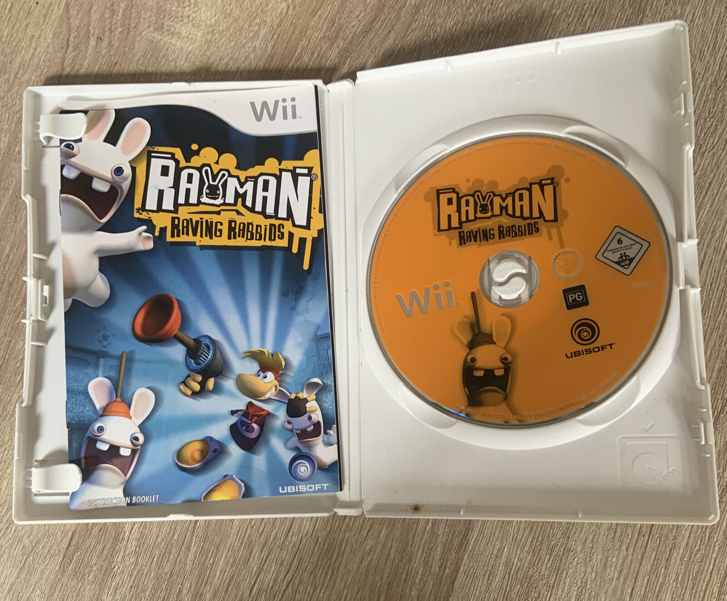 Wii RAYMAN RAVING RABBIDS NINTENDO WII Complete with Manual