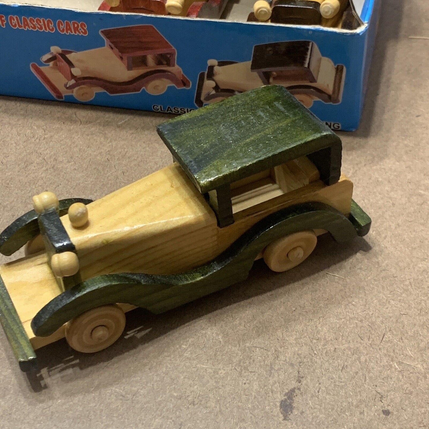 Toy Classic Car KAIDI Art Decor Wooden Model Handmade Kids Ornament Display NEW
