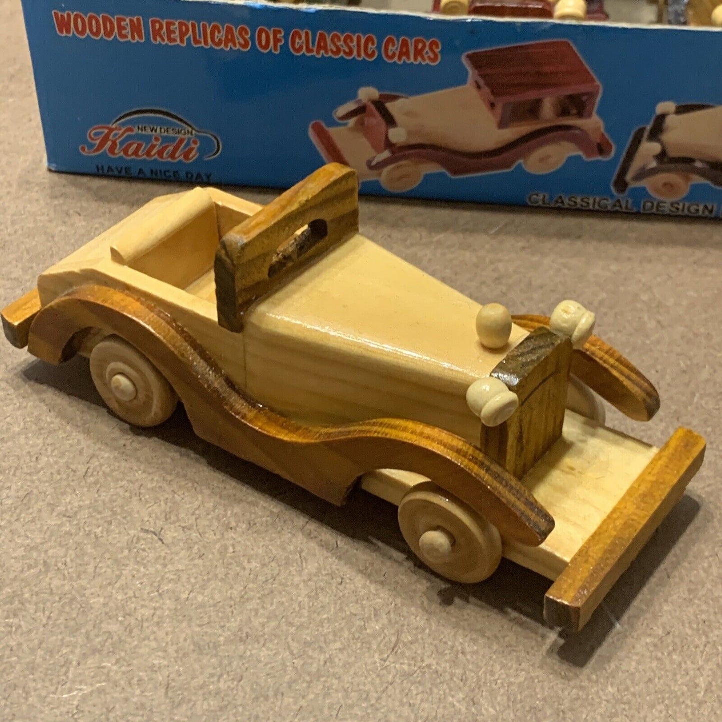 Toy Classic Car KAIDI Art Decor Wooden Model Handmade Kids Ornament Display NEW