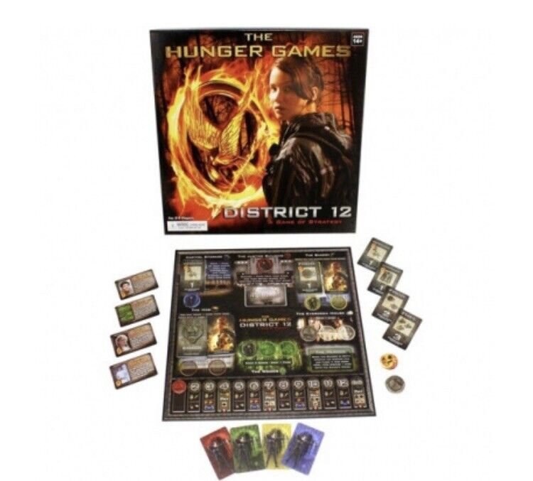 THE HUNGER GAMES Movie District 12 Strategy 2 4 players Open Box NEW Board Game