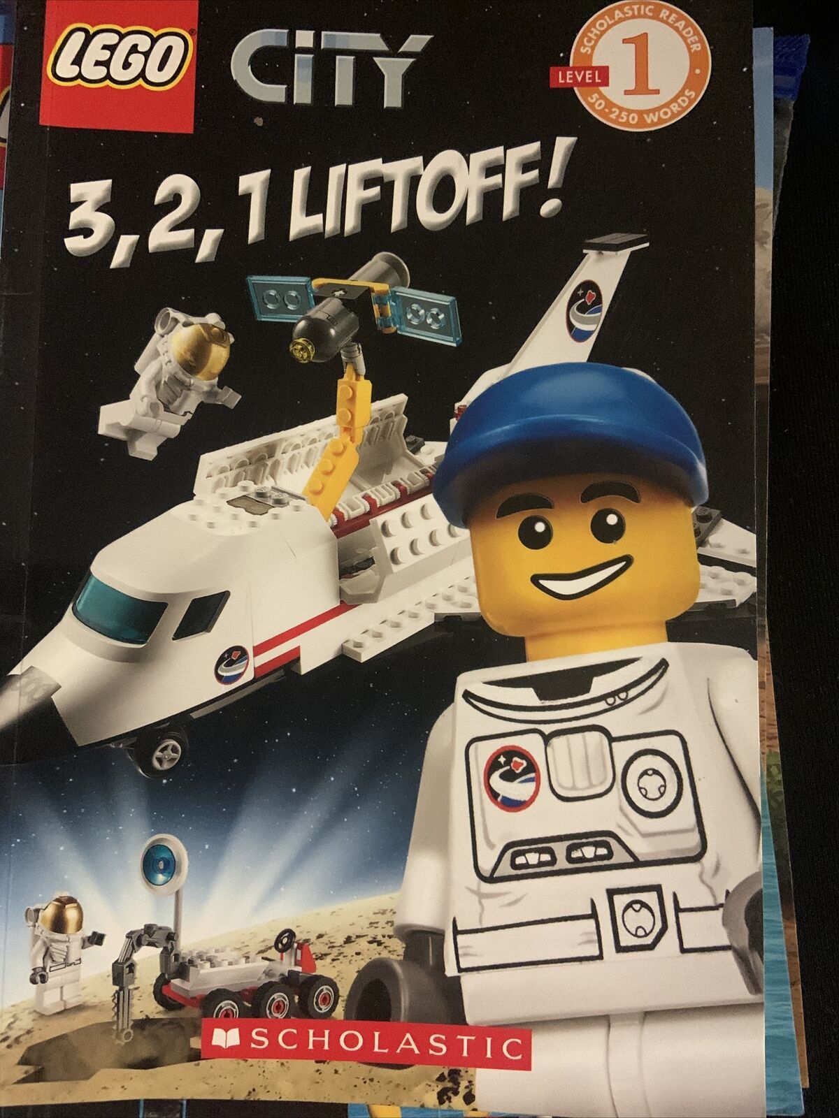LEGO CITY 3 2 1 Liftoff! Scholastic Reader:by Sonia Sander Childrens PB Book