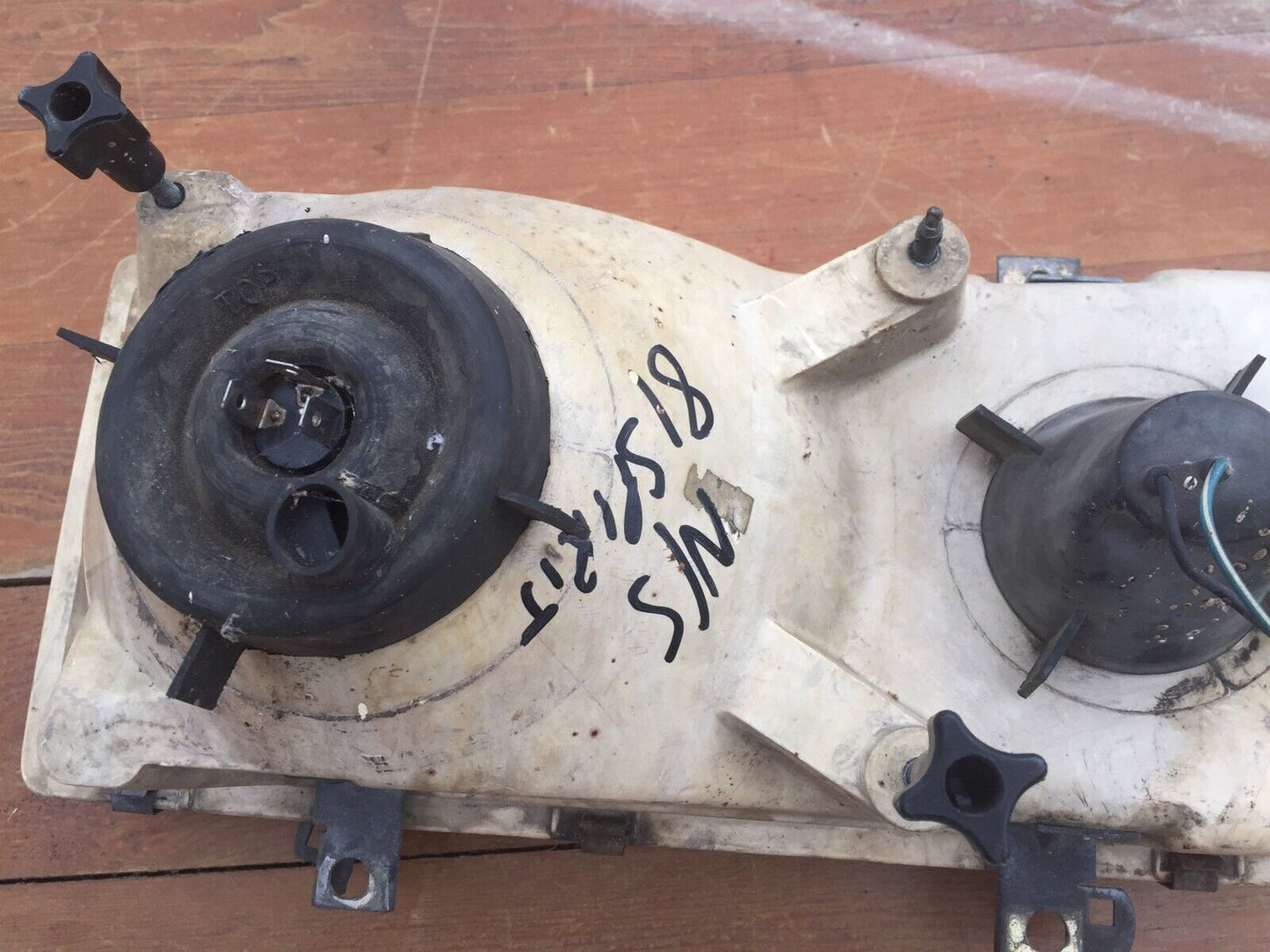 ROLLS ROYCE 1981 SPIRIT RIGHT HAND HEADLAMP good working order spare parts