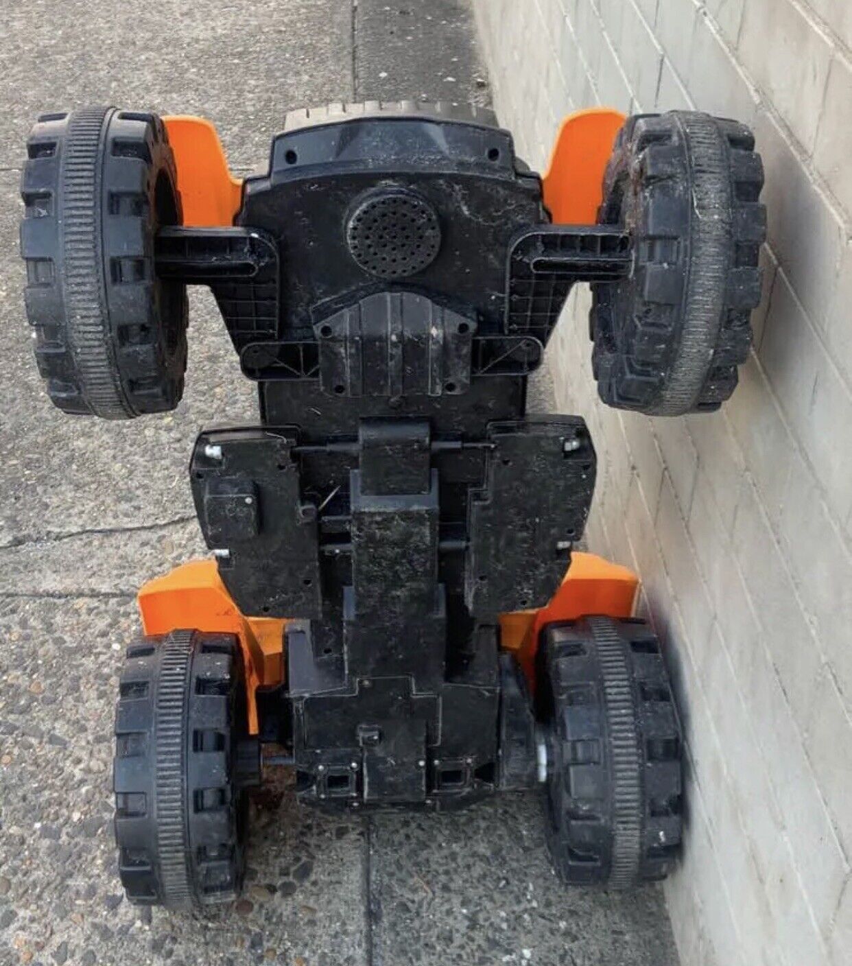 Kids LENOX STRENGTH HEAVY DUTY  CAR - not working can be pushed or repaired