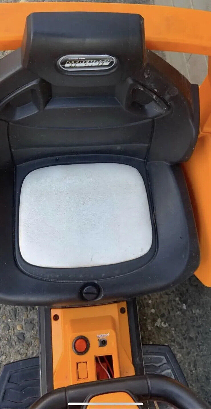 Kids LENOX STRENGTH HEAVY DUTY  CAR - not working can be pushed or repaired