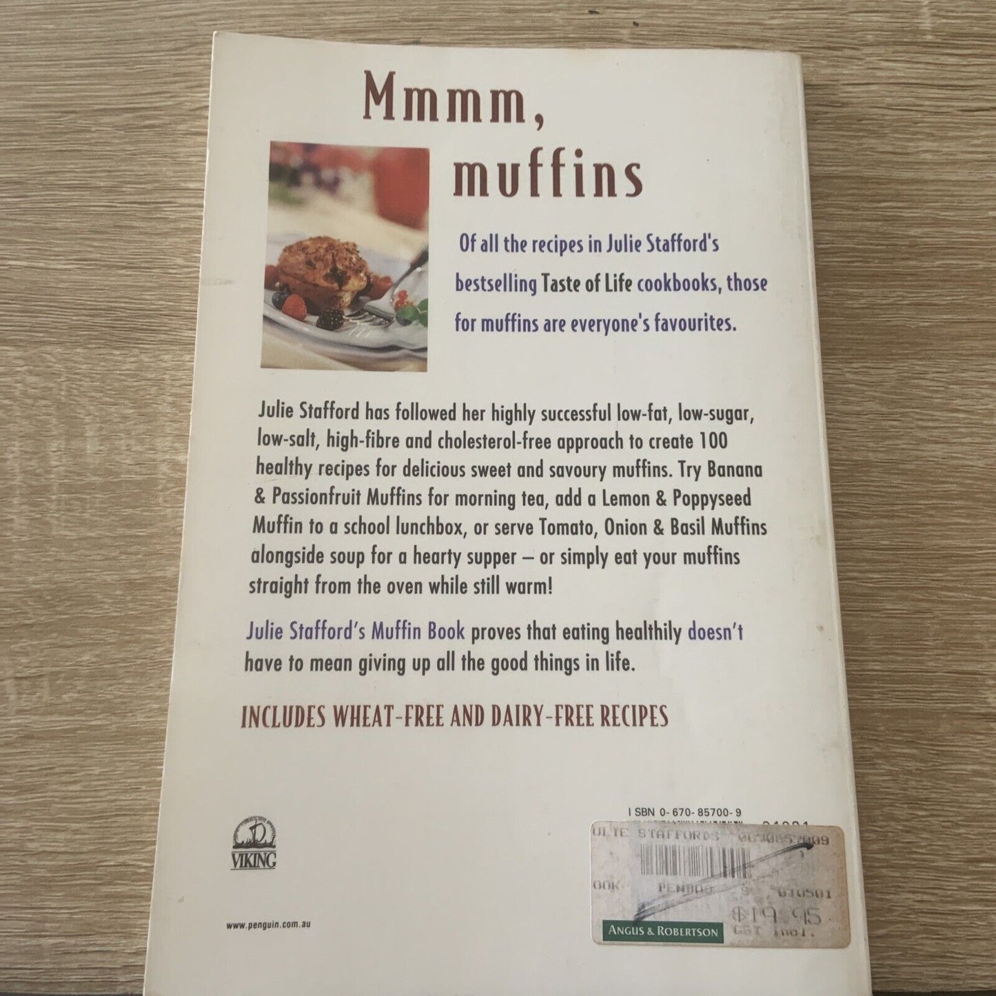 Cookbook MUFFIN BOOK Julie Stafford's Delicious Recipe Book 1999 1st Edition PB