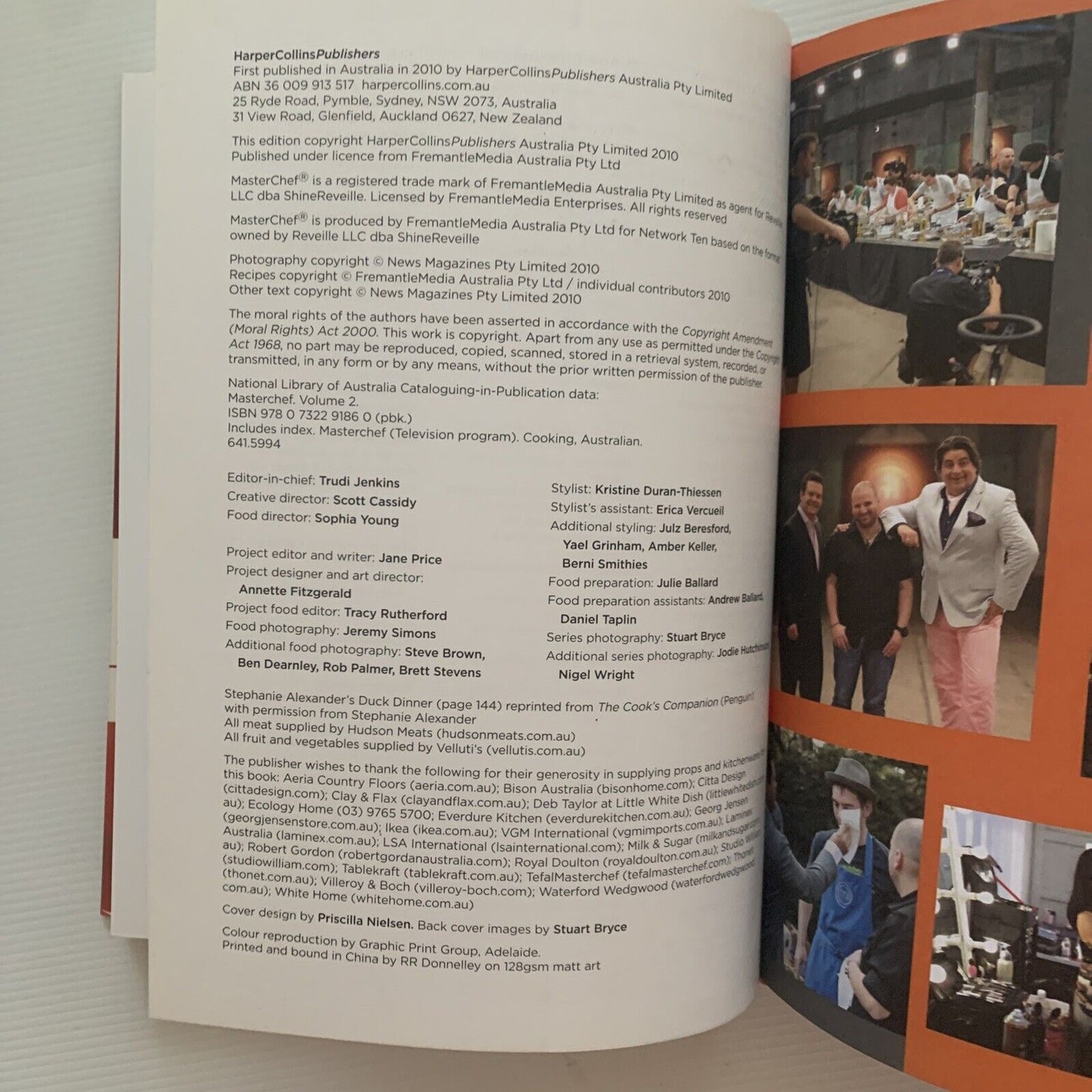 Cookbook MASTERCHEF Australia 2010 Volume Two 2 PB Recipes TV Cooking Series