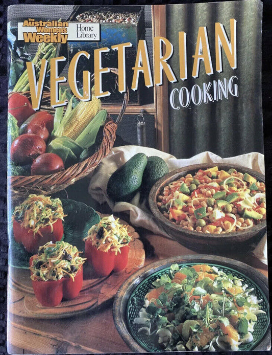 Cookbook VEGETARIAN COOKING Womens Weekly 1989 Recipe Book LG PB Vintage