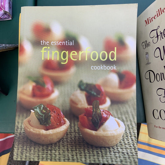 Cookbook THE ESSENTIAL FINGERFOOD Large PB Revised 2011 Bay Books 304 Pg Recipe