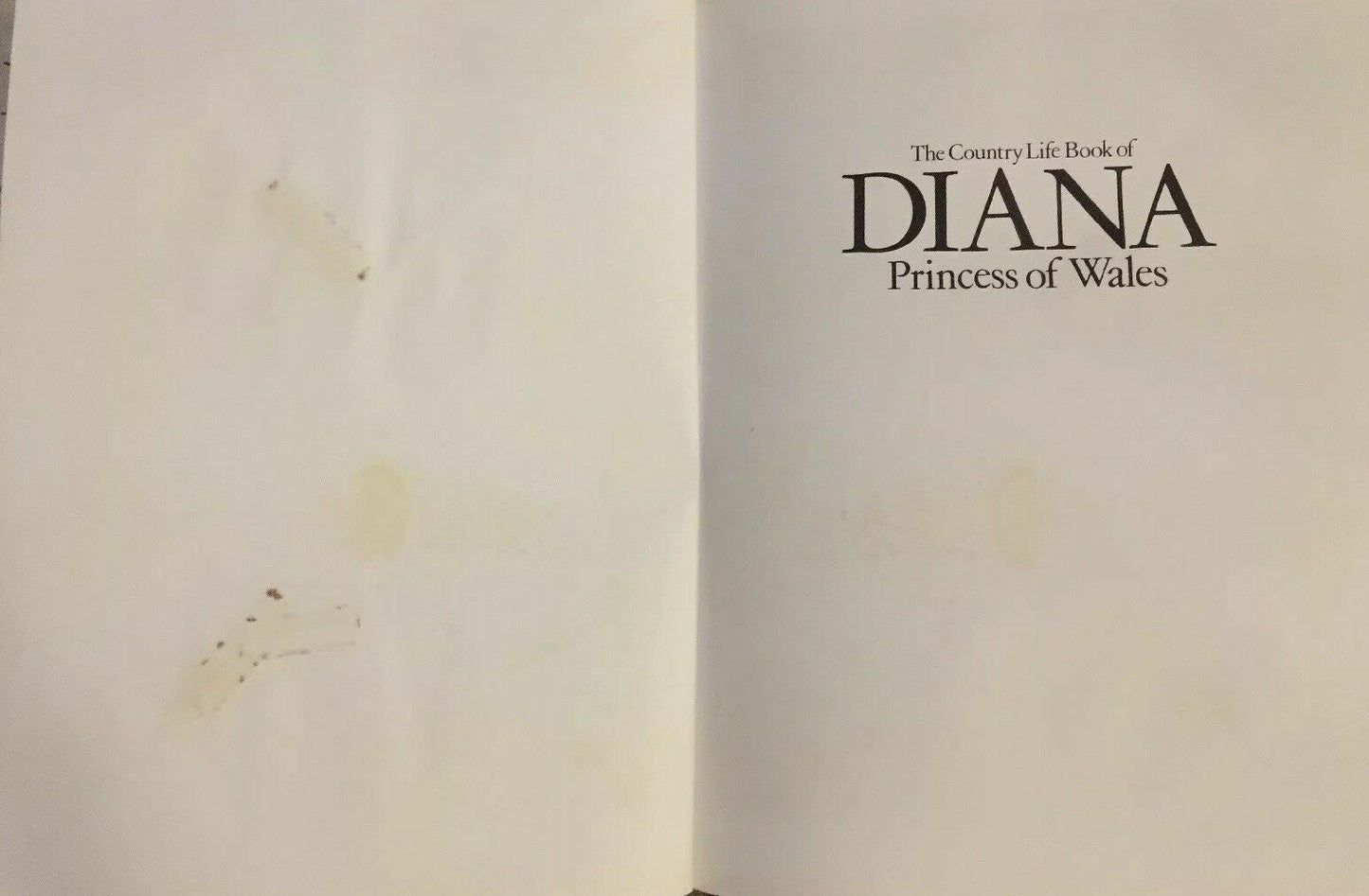 PB Book THE COUNTRY LIFE BOOK of Diana Princess of Wales by Lornie Leete-Hodge