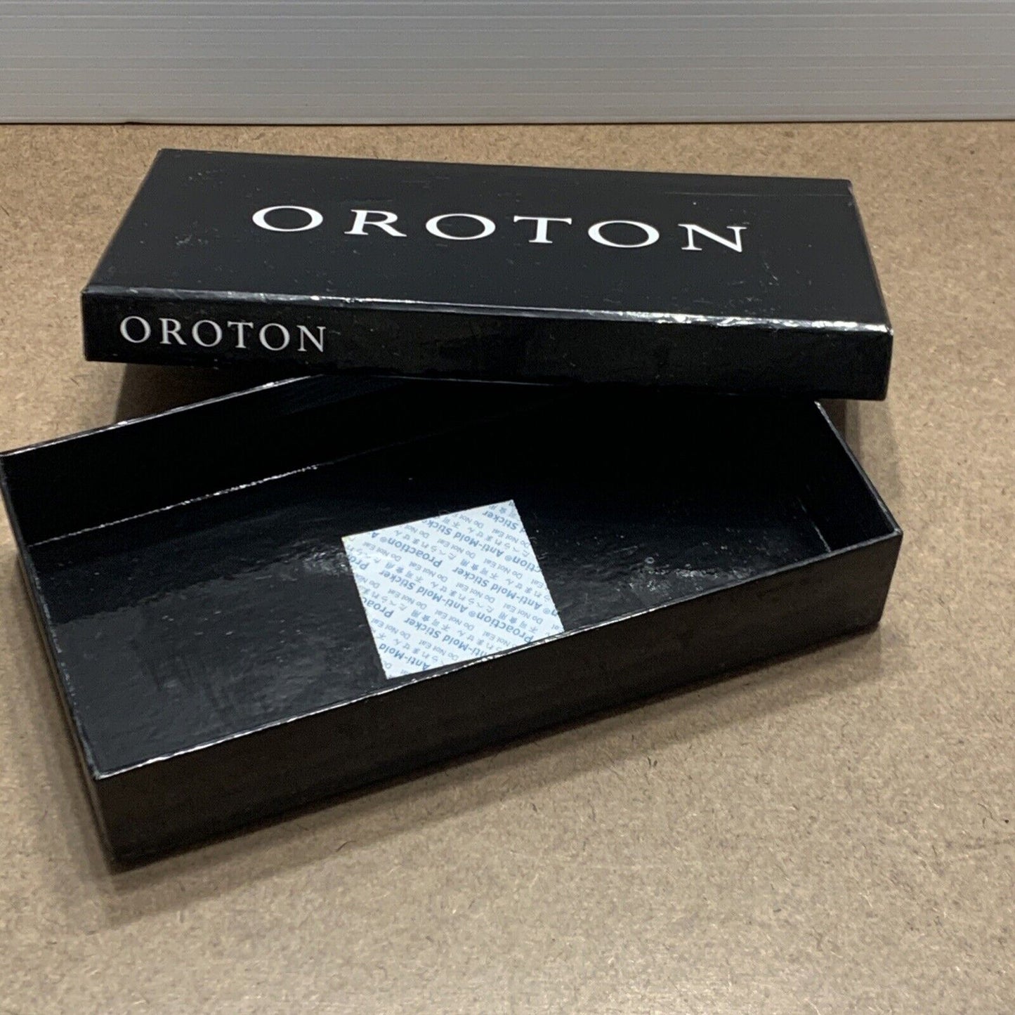 EMPTY BOX OROTON 22 | 11 | 4cm  Gift Box Black With Lid Logo Pre-owned