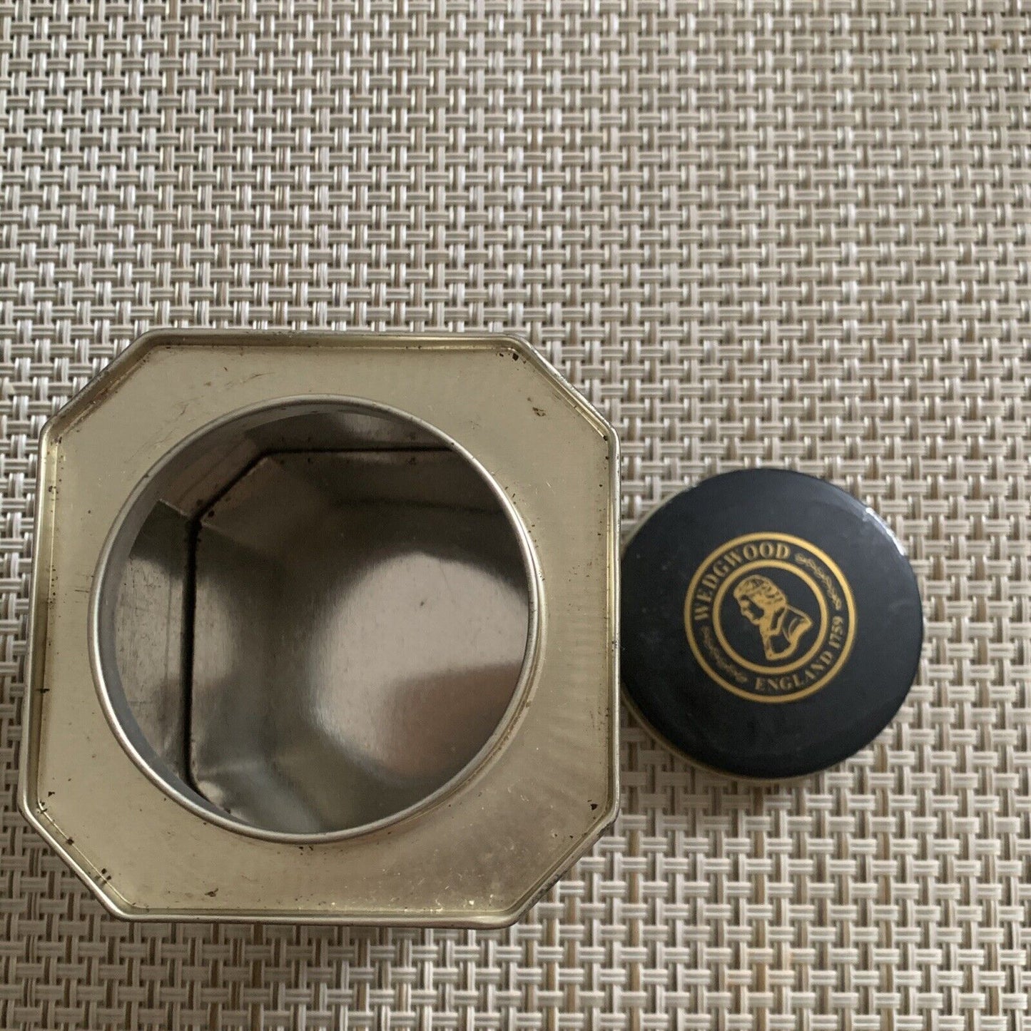 Metal Tin WEDGWOOD Caddy Collectable Original Fine Teas Printed  125g England