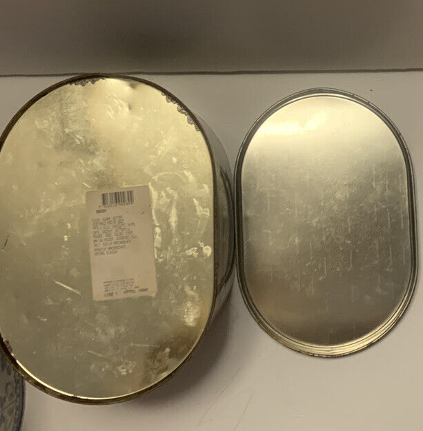Metal Tin The KEVIN BEST COLLECTION Lg OVAL BISCUIT 1996 Brumbies Horses Empty