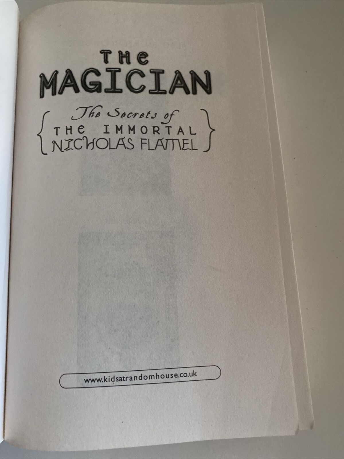 PB THE MAGICIAN Michael Scott The Secrets of The Immortal Nicholas Flamel 2008