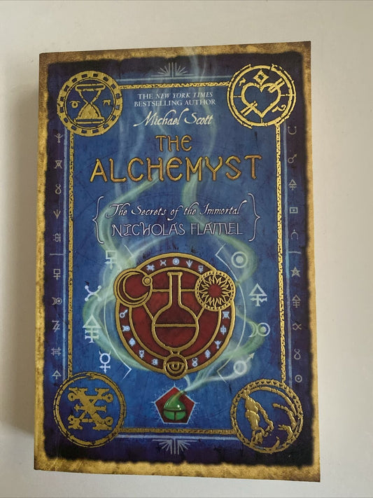 THE ALCHEMIST Michael Scott The Secrets of The Immortal Nicholas Flamel PB 2007