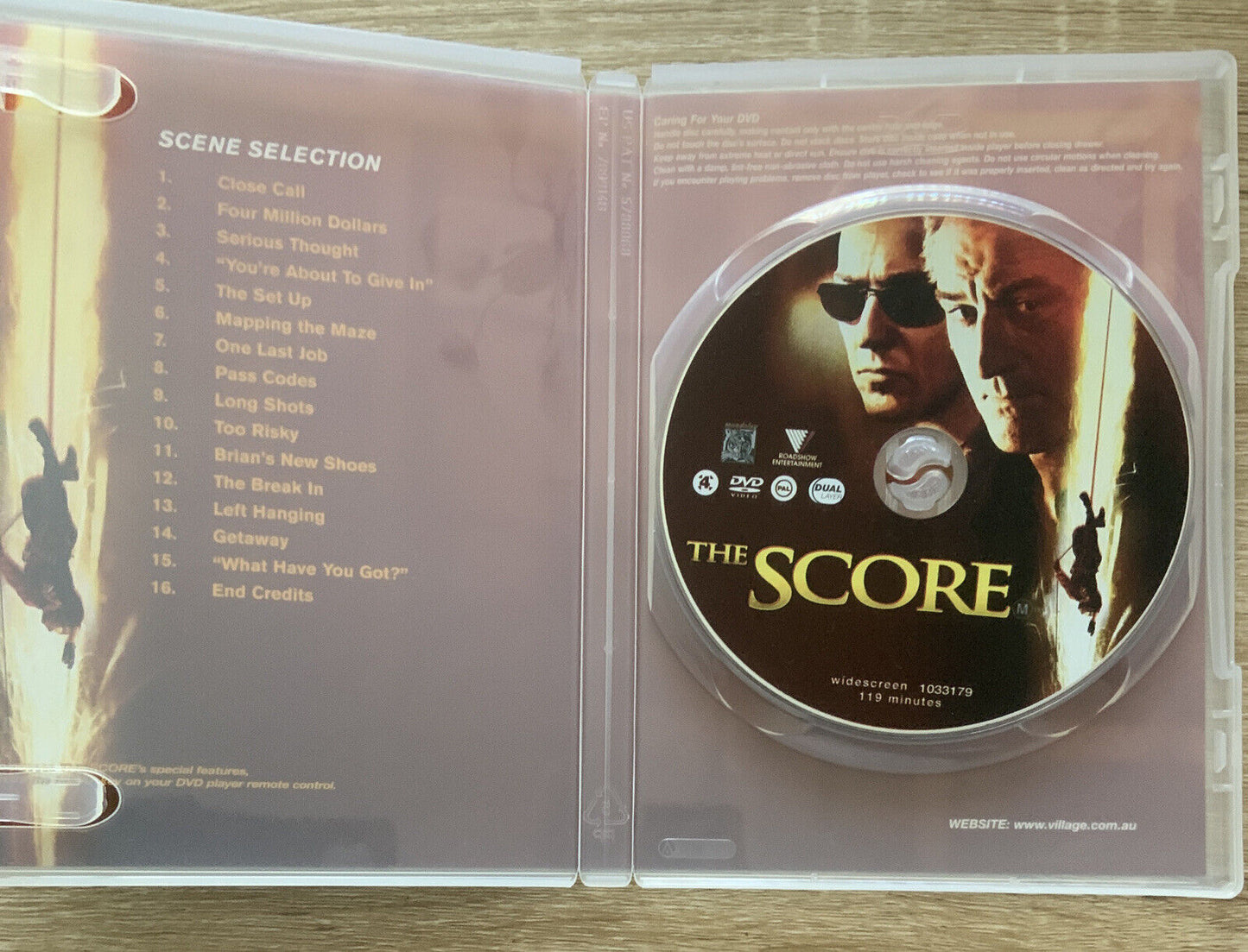 DVD THE SCORE R4 Robert De Niro Edward Norton Heist Crime Thriller Action