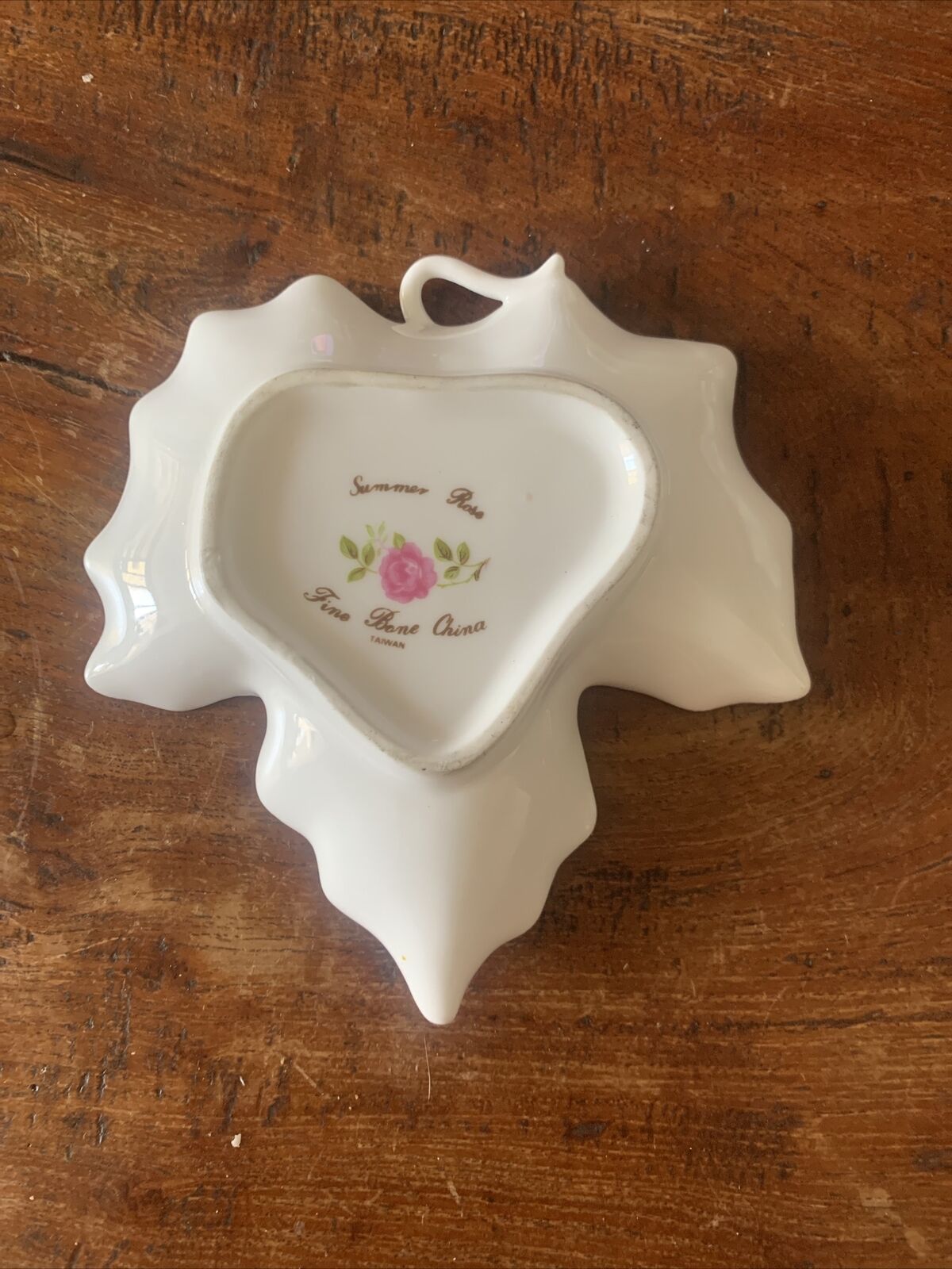 Trinket Dish SUMMER ROSE MCM 13cm Leaf Shaped Fine Bone China TAIWAN Collectable