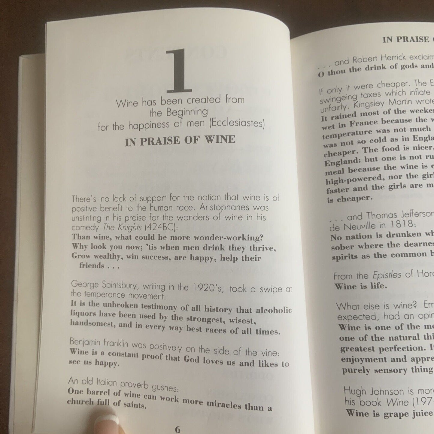 HC Quaffing Quotes and wine facts Small BOOK 1984 Watermark Press Chris Foulkes