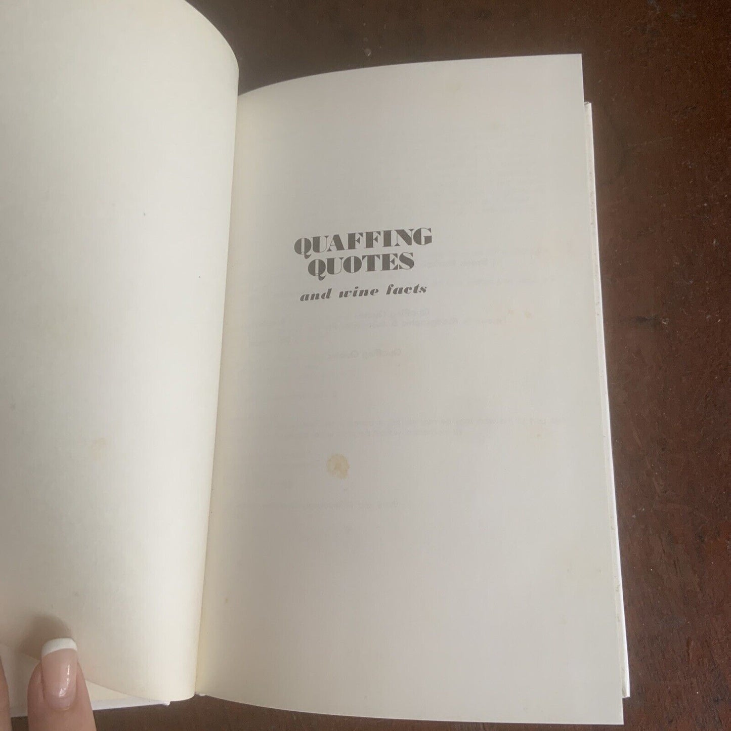 HC Quaffing Quotes and wine facts Small BOOK 1984 Watermark Press Chris Foulkes