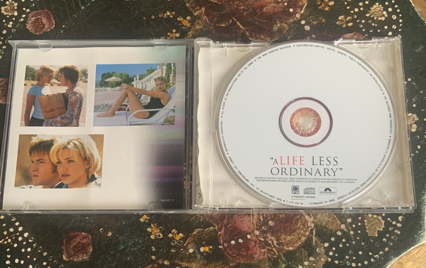 CD A LIFE LESS ORDINARY Original Soundtrack Audio Music Cleaned Disc