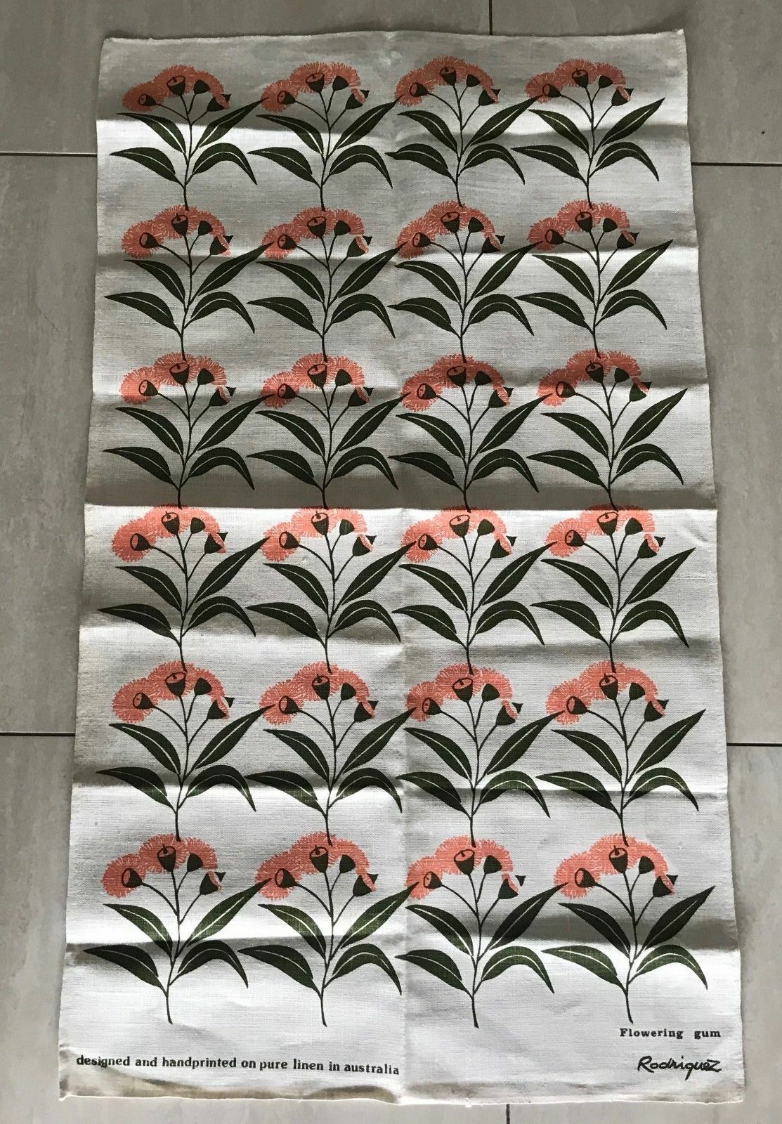 Vintage Tea Towel RODRIGUEZ Australian "Flowering Gum" Print Linen Souvenir NEW