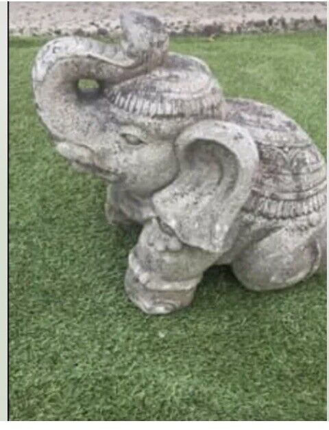 Vintage ELEPHANT Statue CONCRETE Figurine Solid Garden Patio Trunk Up 31x41 cm