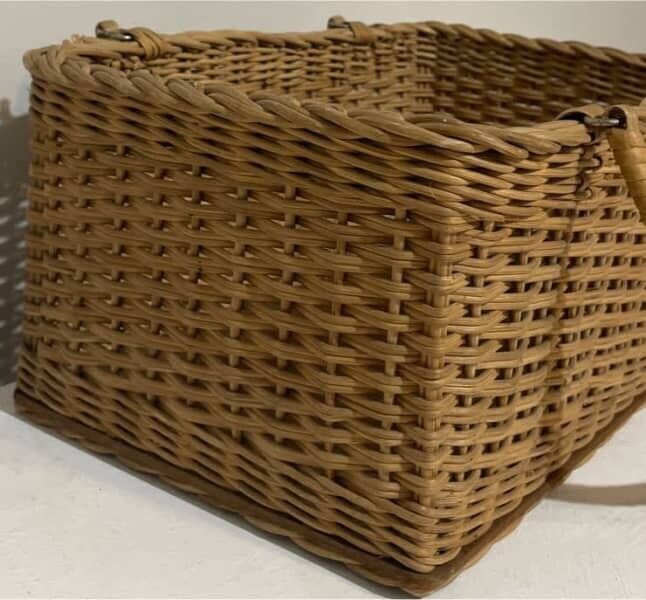 Wicker Basket Vintage 33cm Rectangular Woven Masonite base 2 Handle Hamper AE337