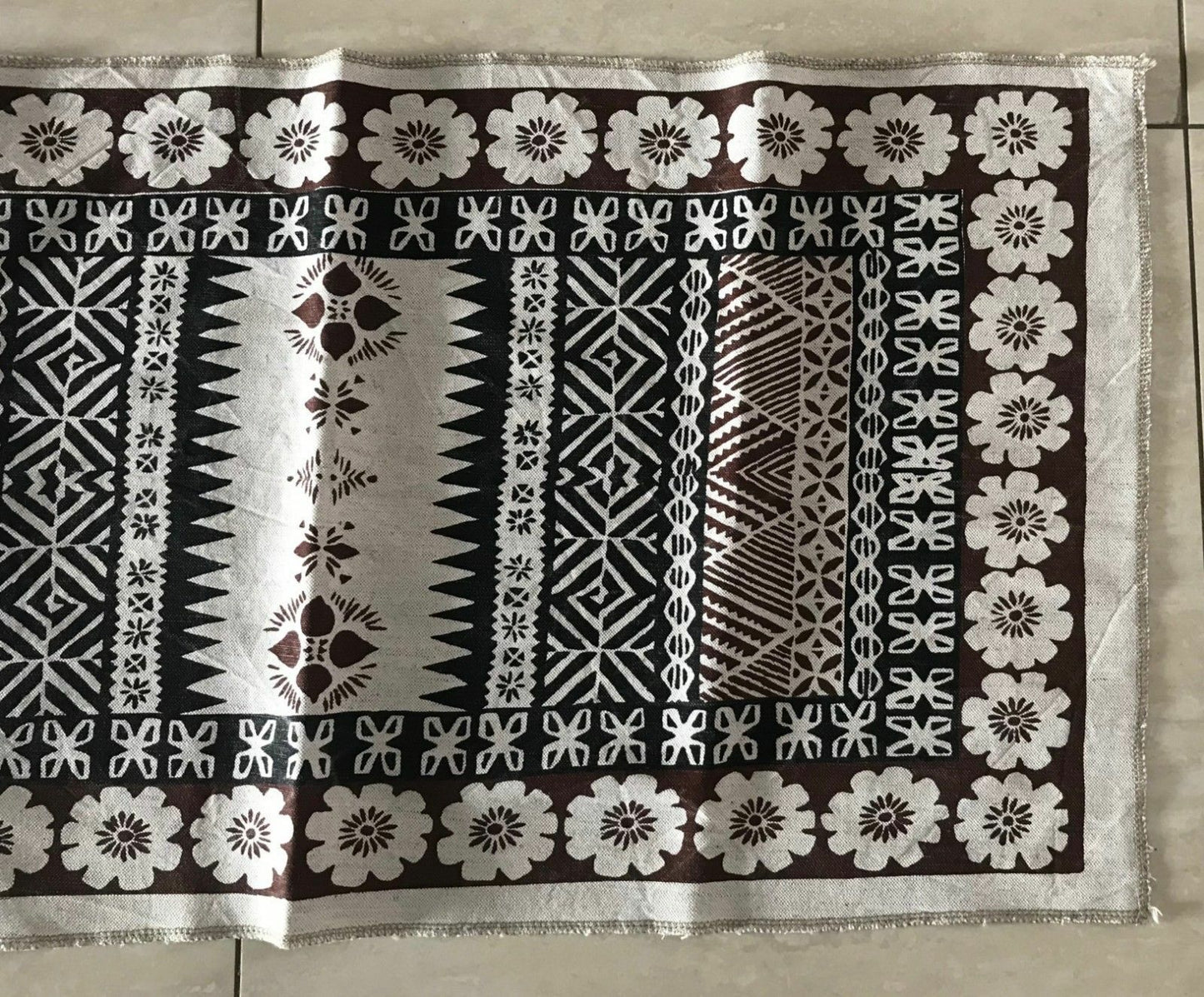 New Vintage Tea Towel Pure Linen TRIBAL FIJI Beige Brown & Black Batik Print #1