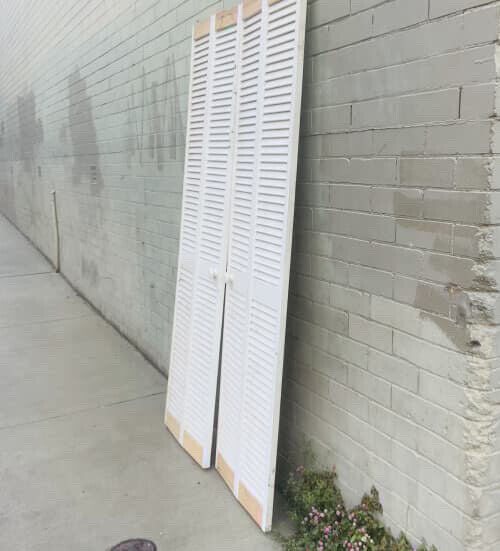 4 x Rustic Louvre Doors 201 x 29.8cm White Wooden Timber Bifolds Louvres 1200mm