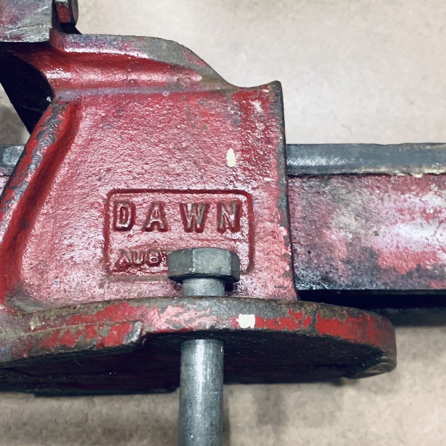 Vintage DAWN 75 Vice Industrial 45x19cm Red Workbench 5.7 Kilo Works Australia