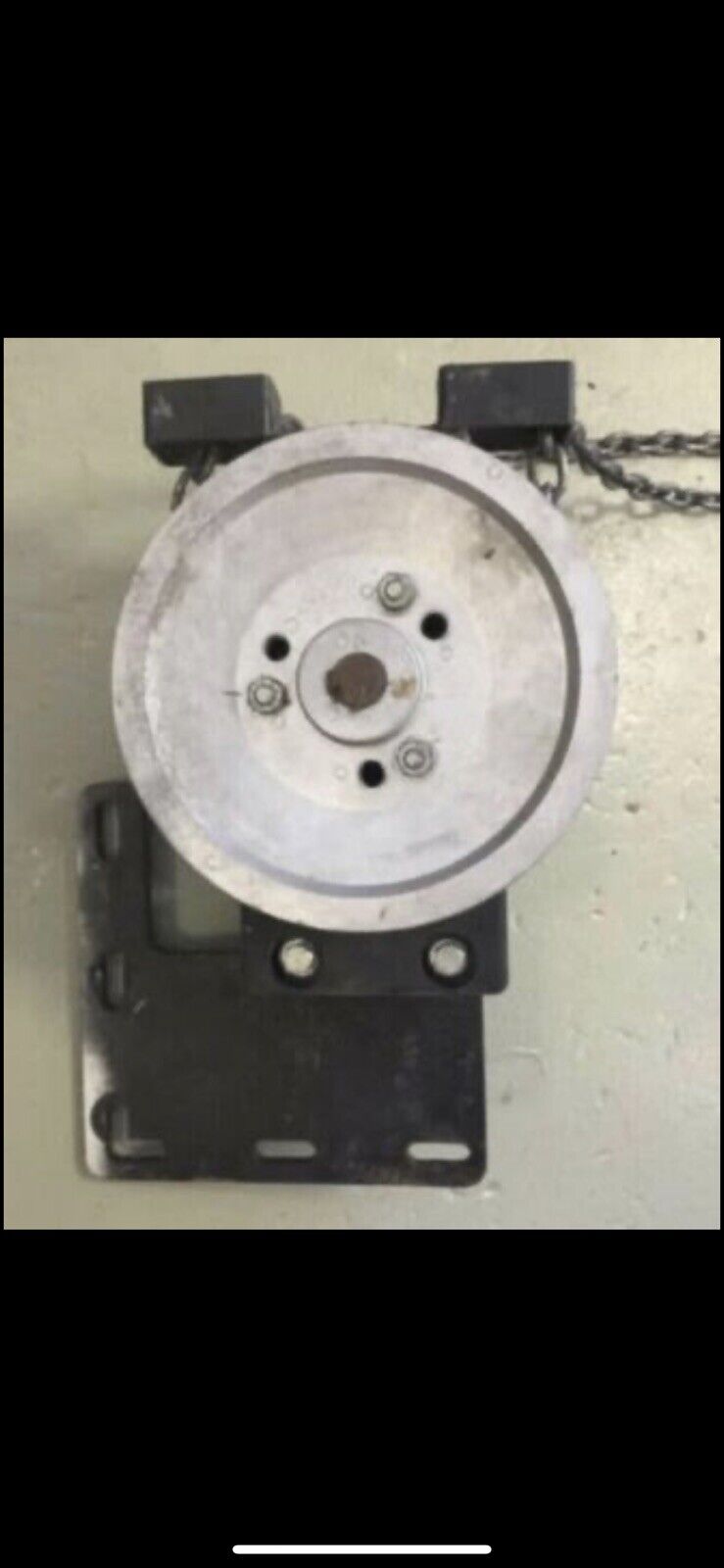 Manual ROLLER DOOR OPENER BLOCK & CHAIN GREAT CONDITION FOR AGE working order