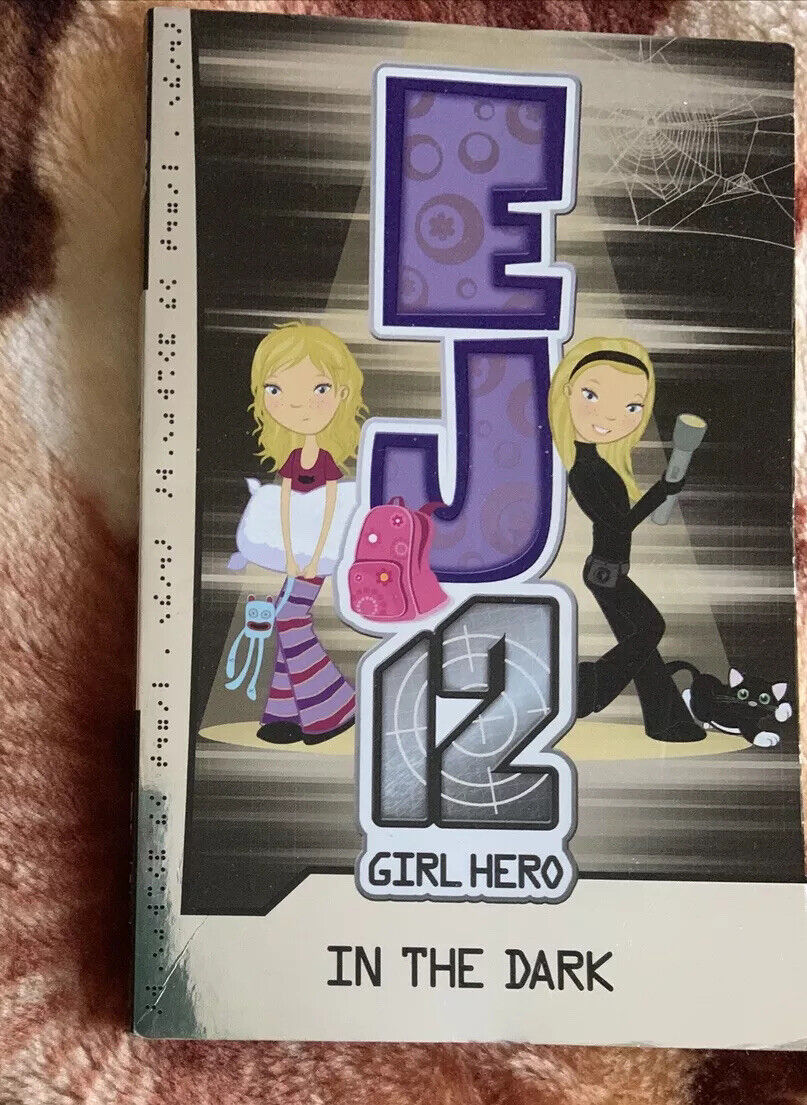 EJ12 GIRL HERO 3 Book Bundle Lot No 3 4 7 Softcover Books Susannah McFarlane PB
