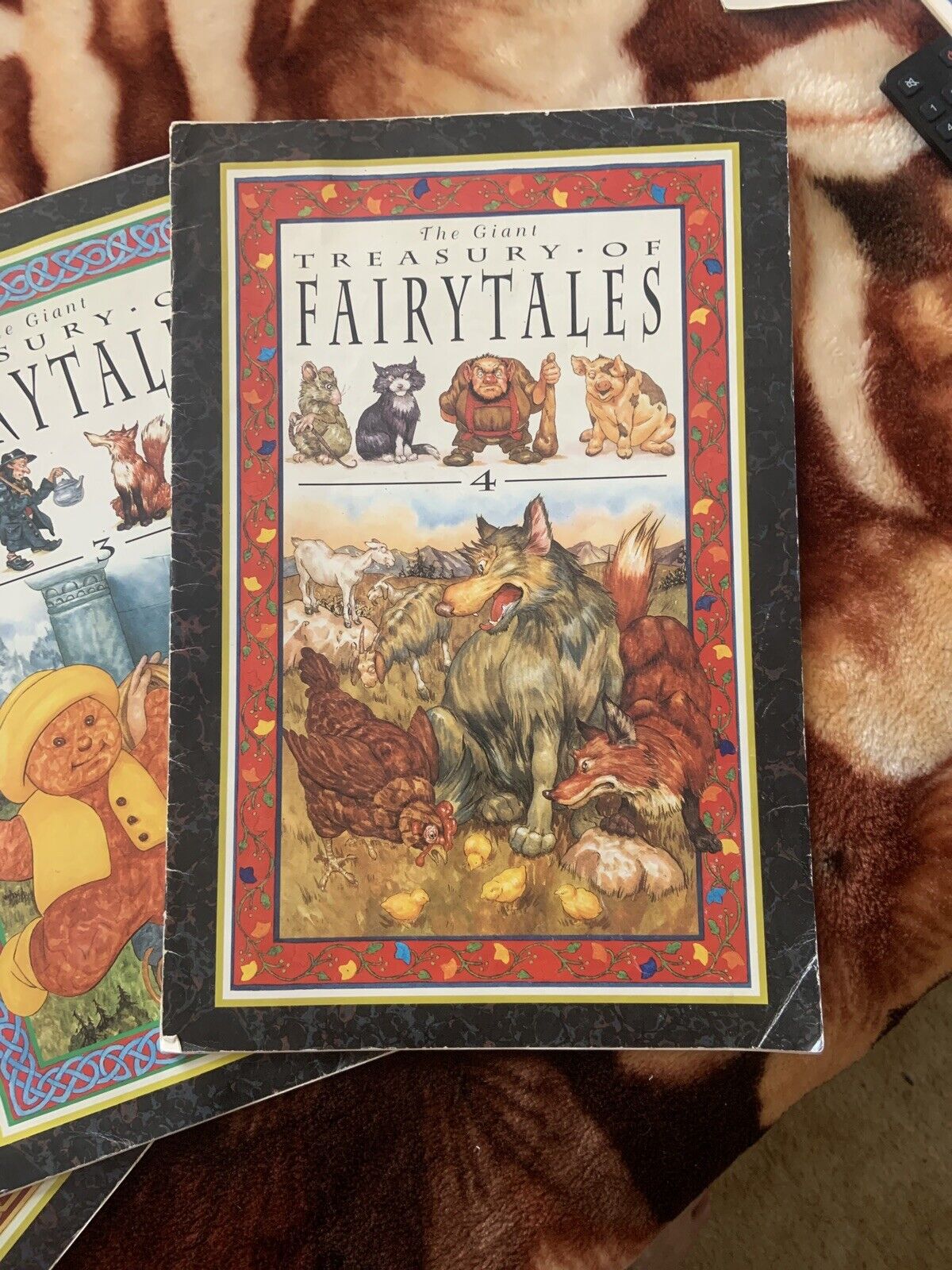 PB 4 Book Bundle The Giant Treasury of Fairytales See Pics For Stories 85 x 26cm