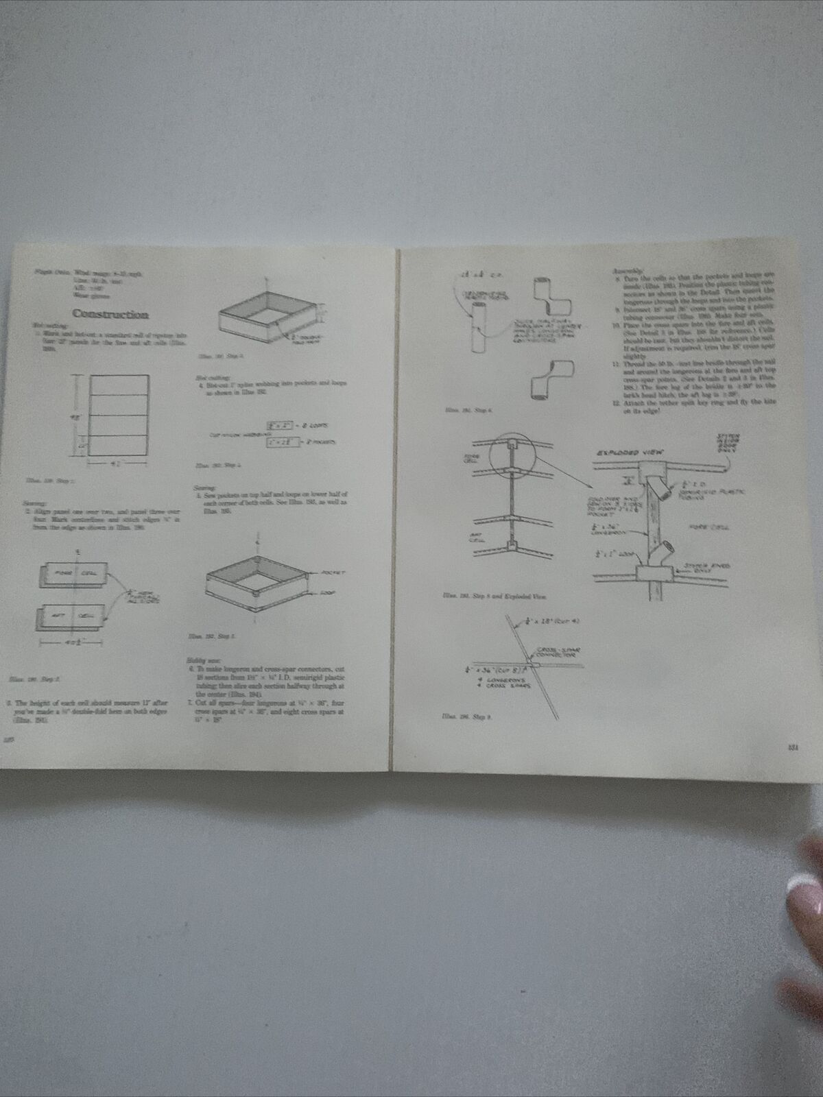 PB Book KITEWORKS Explorations in Kite Building and Flying by Maxwell Eden 1991